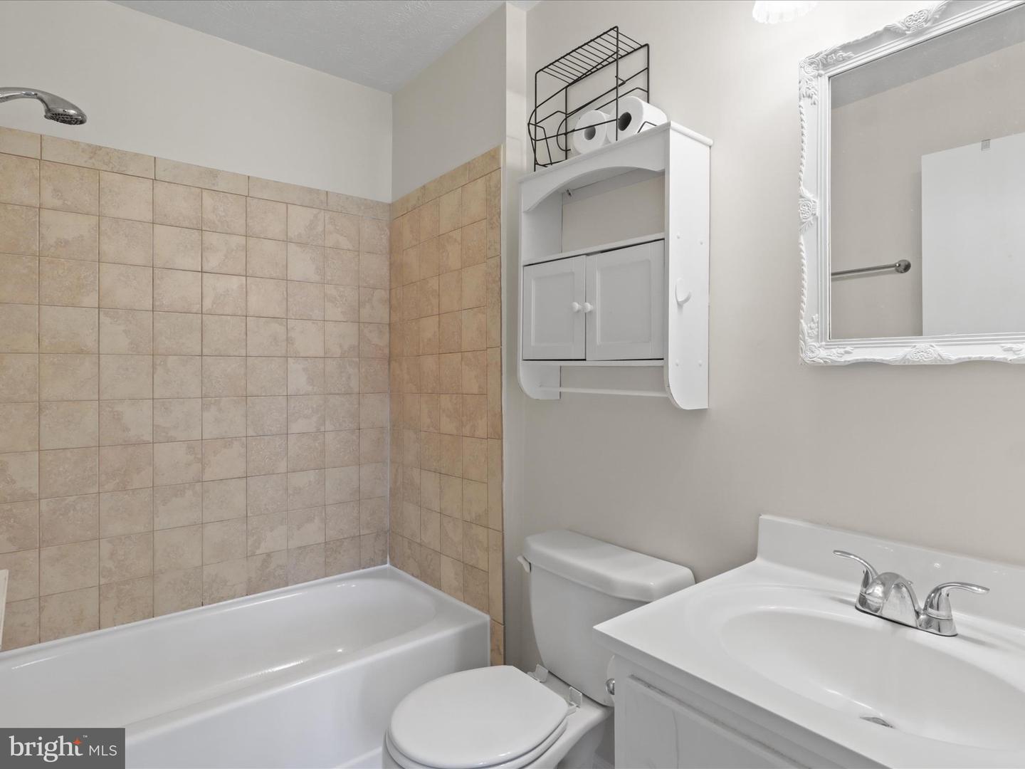 8982 CANNON RIDGE DR, MANASSAS, Virginia 20110, 4 Bedrooms Bedrooms, ,2 BathroomsBathrooms,Residential,For sale,8982 CANNON RIDGE DR,VAMN2008236 MLS # VAMN2008236