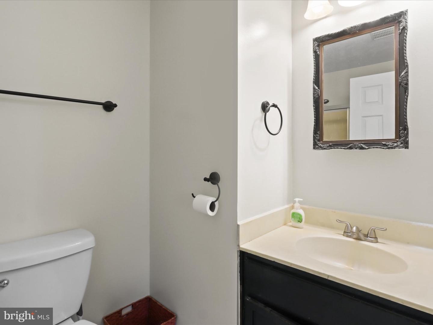 8982 CANNON RIDGE DR, MANASSAS, Virginia 20110, 4 Bedrooms Bedrooms, ,2 BathroomsBathrooms,Residential,For sale,8982 CANNON RIDGE DR,VAMN2008236 MLS # VAMN2008236