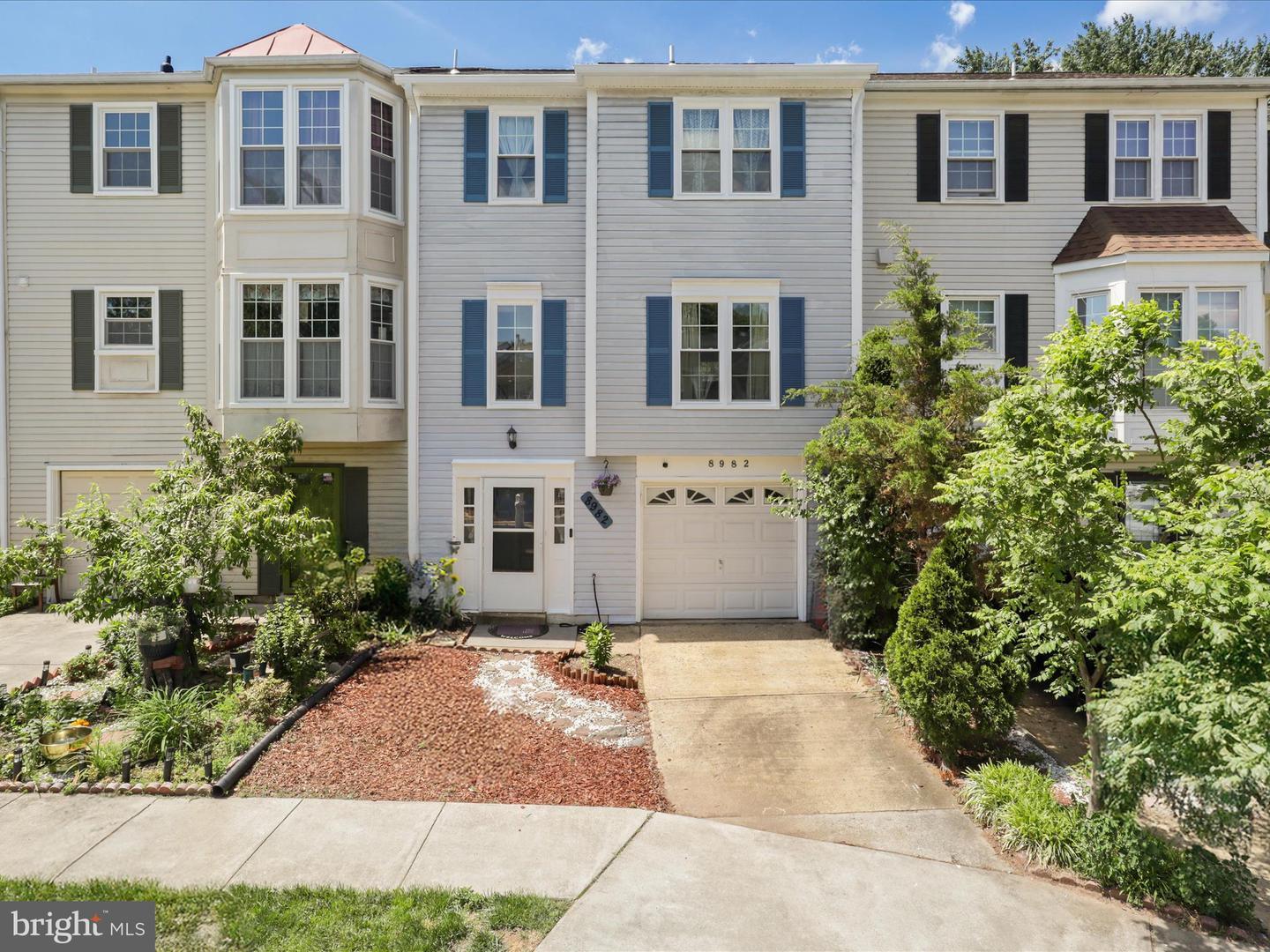 8982 CANNON RIDGE DR, MANASSAS, Virginia 20110, 4 Bedrooms Bedrooms, ,2 BathroomsBathrooms,Residential,For sale,8982 CANNON RIDGE DR,VAMN2008236 MLS # VAMN2008236