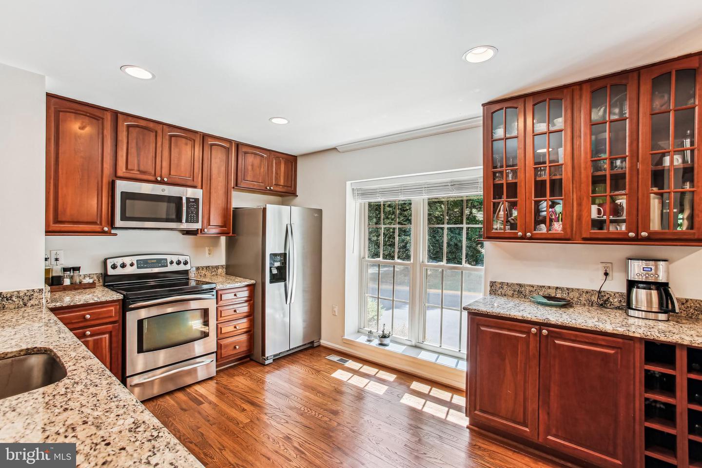 5709 BURKE TOWNE CT, BURKE, Virginia 22015, 3 Bedrooms Bedrooms, ,2 BathroomsBathrooms,Residential,For sale,5709 BURKE TOWNE CT,VAFX2237874 MLS # VAFX2237874