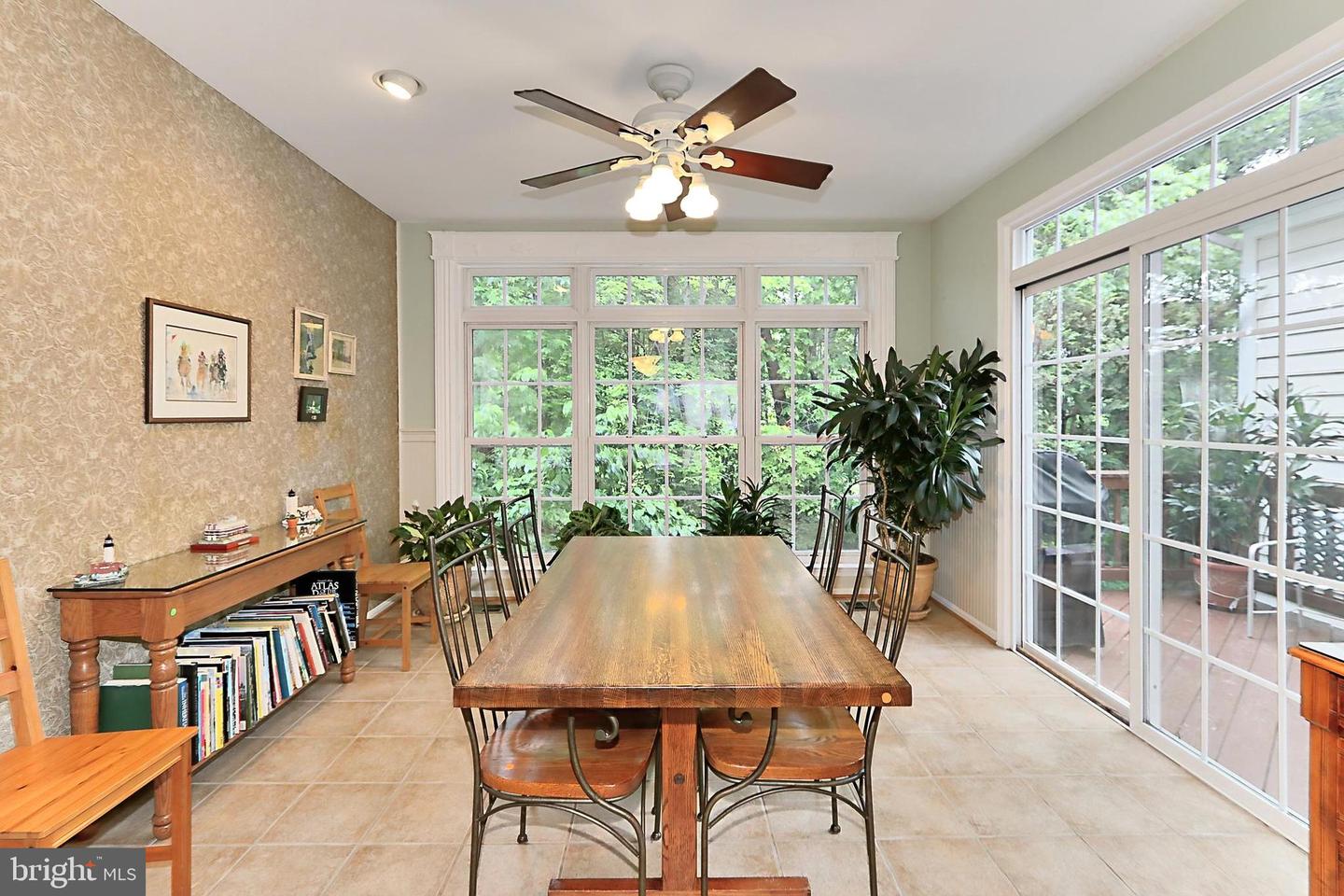 5591 GOVERNORS POND CIR, ALEXANDRIA, Virginia 22310, 3 Bedrooms Bedrooms, ,3 BathroomsBathrooms,Residential,For sale,5591 GOVERNORS POND CIR,VAFX2238118 MLS # VAFX2238118
