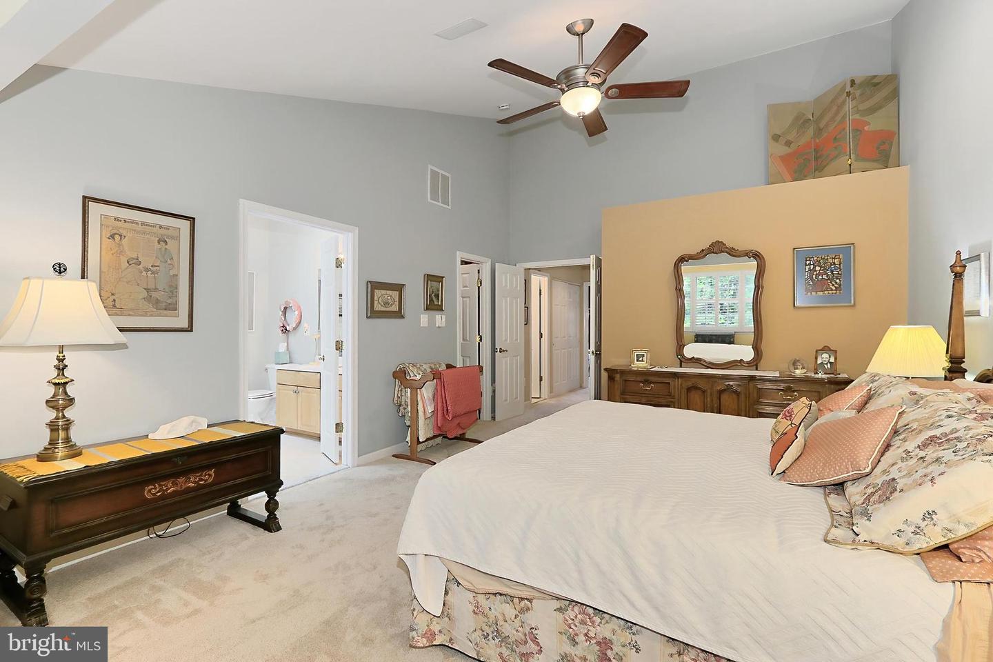 5591 GOVERNORS POND CIR, ALEXANDRIA, Virginia 22310, 3 Bedrooms Bedrooms, ,3 BathroomsBathrooms,Residential,For sale,5591 GOVERNORS POND CIR,VAFX2238118 MLS # VAFX2238118
