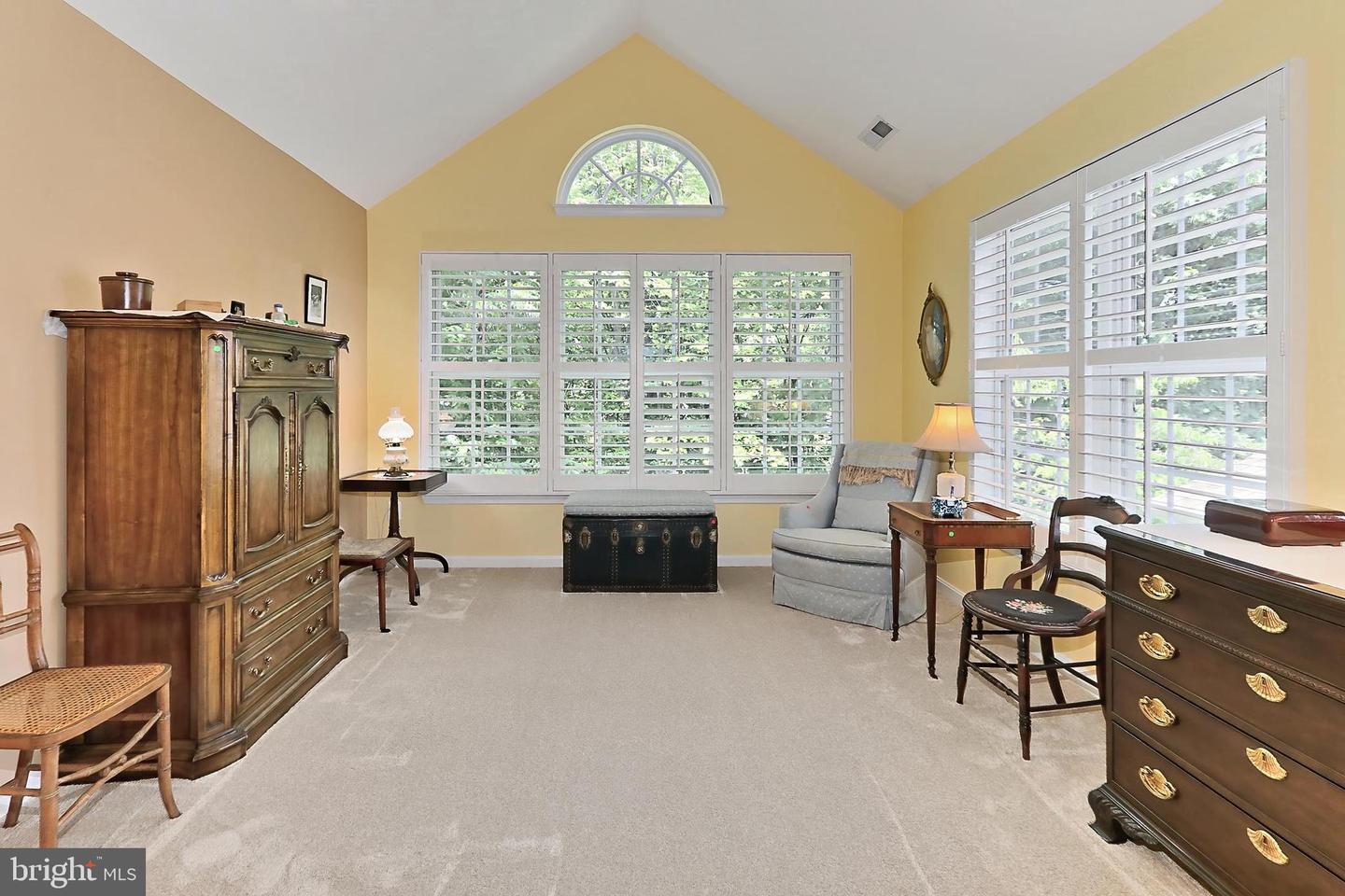 5591 GOVERNORS POND CIR, ALEXANDRIA, Virginia 22310, 3 Bedrooms Bedrooms, ,3 BathroomsBathrooms,Residential,For sale,5591 GOVERNORS POND CIR,VAFX2238118 MLS # VAFX2238118