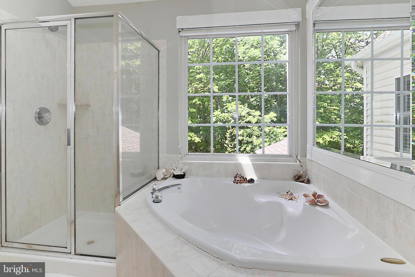 5591 GOVERNORS POND CIR, ALEXANDRIA, Virginia 22310, 3 Bedrooms Bedrooms, ,3 BathroomsBathrooms,Residential,For sale,5591 GOVERNORS POND CIR,VAFX2238118 MLS # VAFX2238118