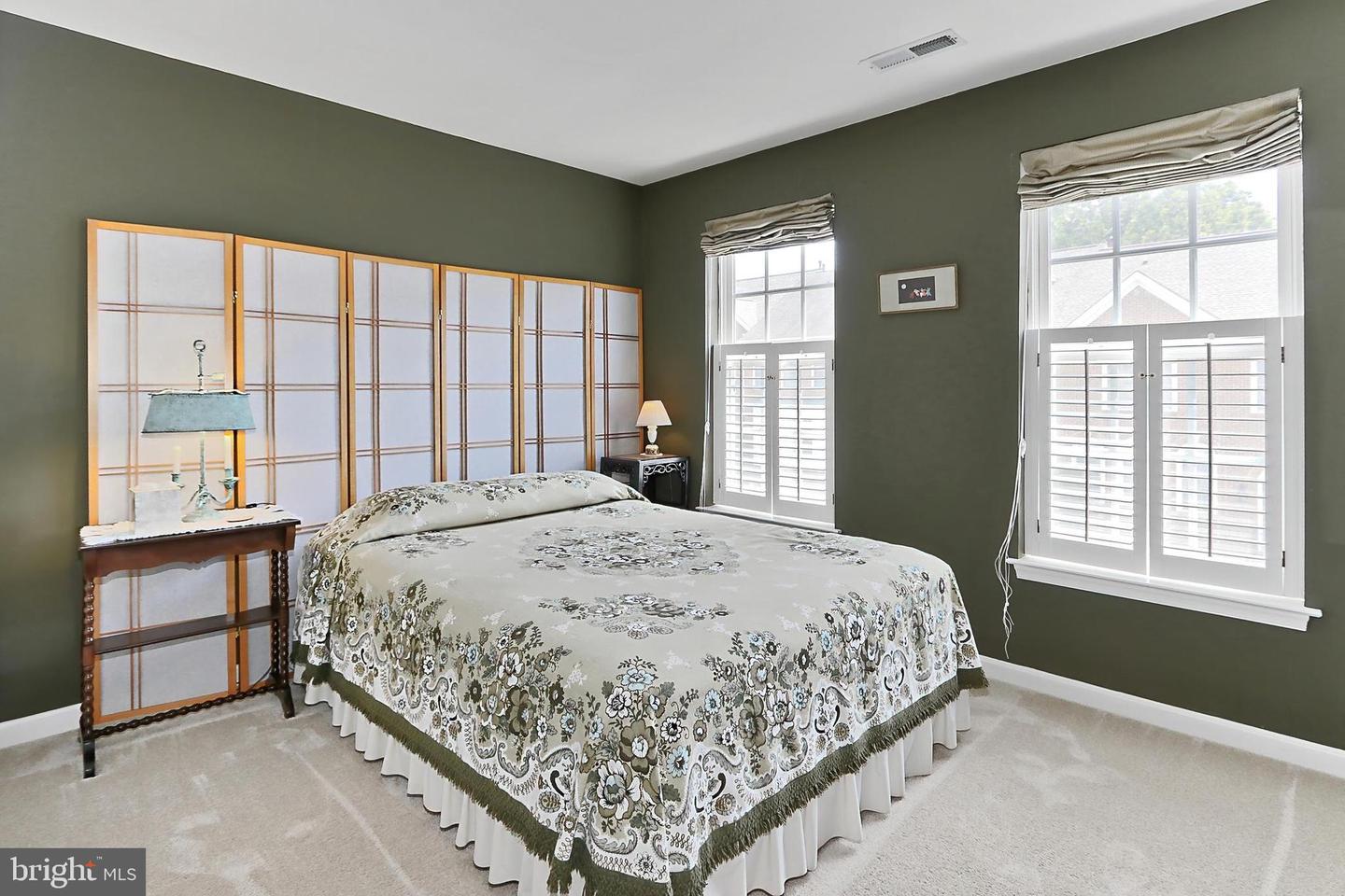 5591 GOVERNORS POND CIR, ALEXANDRIA, Virginia 22310, 3 Bedrooms Bedrooms, ,3 BathroomsBathrooms,Residential,For sale,5591 GOVERNORS POND CIR,VAFX2238118 MLS # VAFX2238118