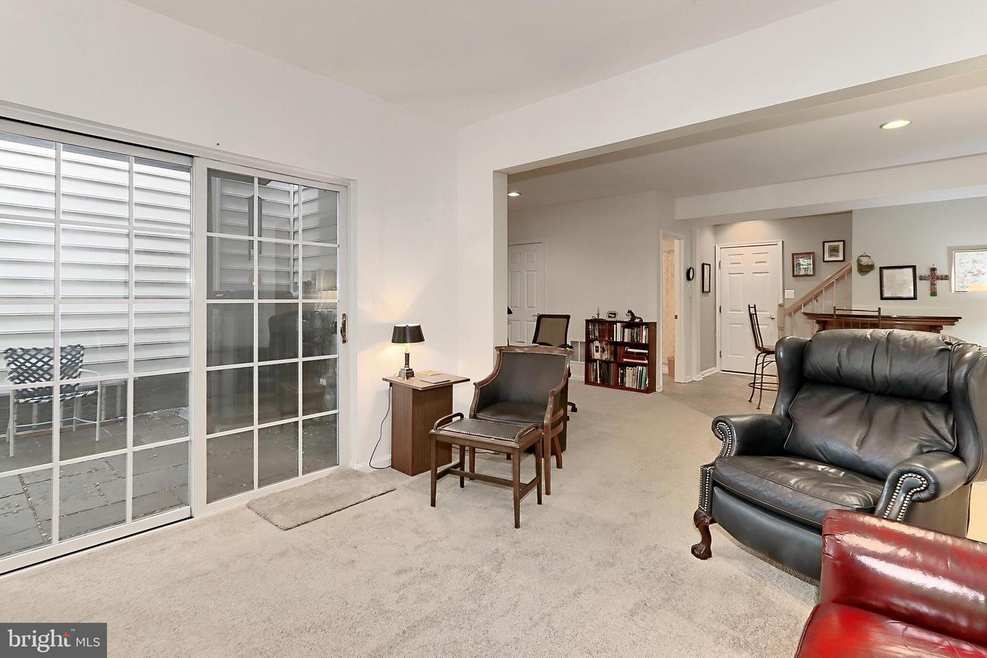 5591 GOVERNORS POND CIR, ALEXANDRIA, Virginia 22310, 3 Bedrooms Bedrooms, ,3 BathroomsBathrooms,Residential,For sale,5591 GOVERNORS POND CIR,VAFX2238118 MLS # VAFX2238118