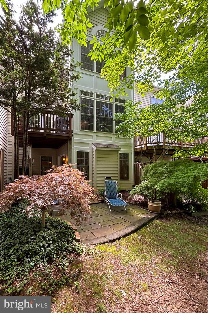 5591 GOVERNORS POND CIR, ALEXANDRIA, Virginia 22310, 3 Bedrooms Bedrooms, ,3 BathroomsBathrooms,Residential,For sale,5591 GOVERNORS POND CIR,VAFX2238118 MLS # VAFX2238118