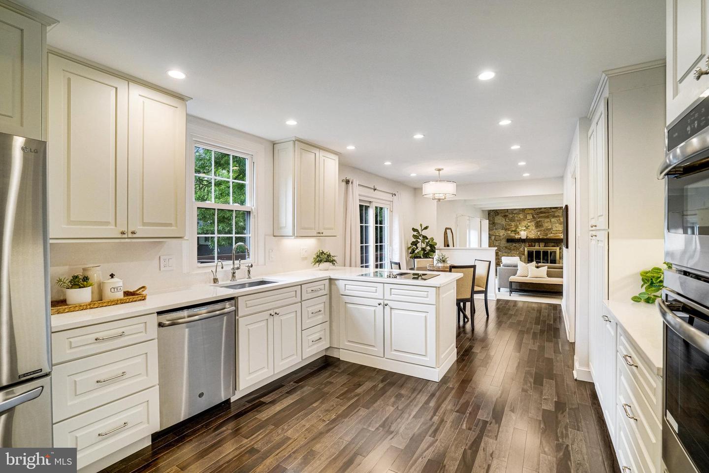 3801 IVANHOE LN, ALEXANDRIA, Virginia 22310, 5 Bedrooms Bedrooms, ,3 BathroomsBathrooms,Residential,For sale,3801 IVANHOE LN,VAFX2238594 MLS # VAFX2238594