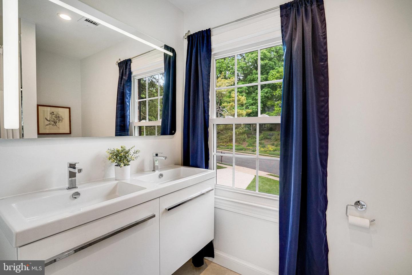 3801 IVANHOE LN, ALEXANDRIA, Virginia 22310, 5 Bedrooms Bedrooms, ,3 BathroomsBathrooms,Residential,For sale,3801 IVANHOE LN,VAFX2238594 MLS # VAFX2238594