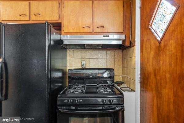 1669 FORT DUPONT ST SE, WASHINGTON, District Of Columbia 20020, 3 Bedrooms Bedrooms, ,1 BathroomBathrooms,Residential,For sale,1669 FORT DUPONT ST SE,DCDC2199380 MLS # DCDC2199380