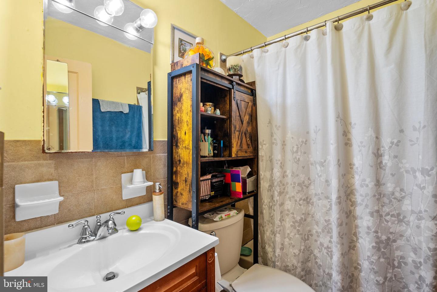 1669 FORT DUPONT ST SE, WASHINGTON, District Of Columbia 20020, 3 Bedrooms Bedrooms, ,1 BathroomBathrooms,Residential,For sale,1669 FORT DUPONT ST SE,DCDC2199380 MLS # DCDC2199380