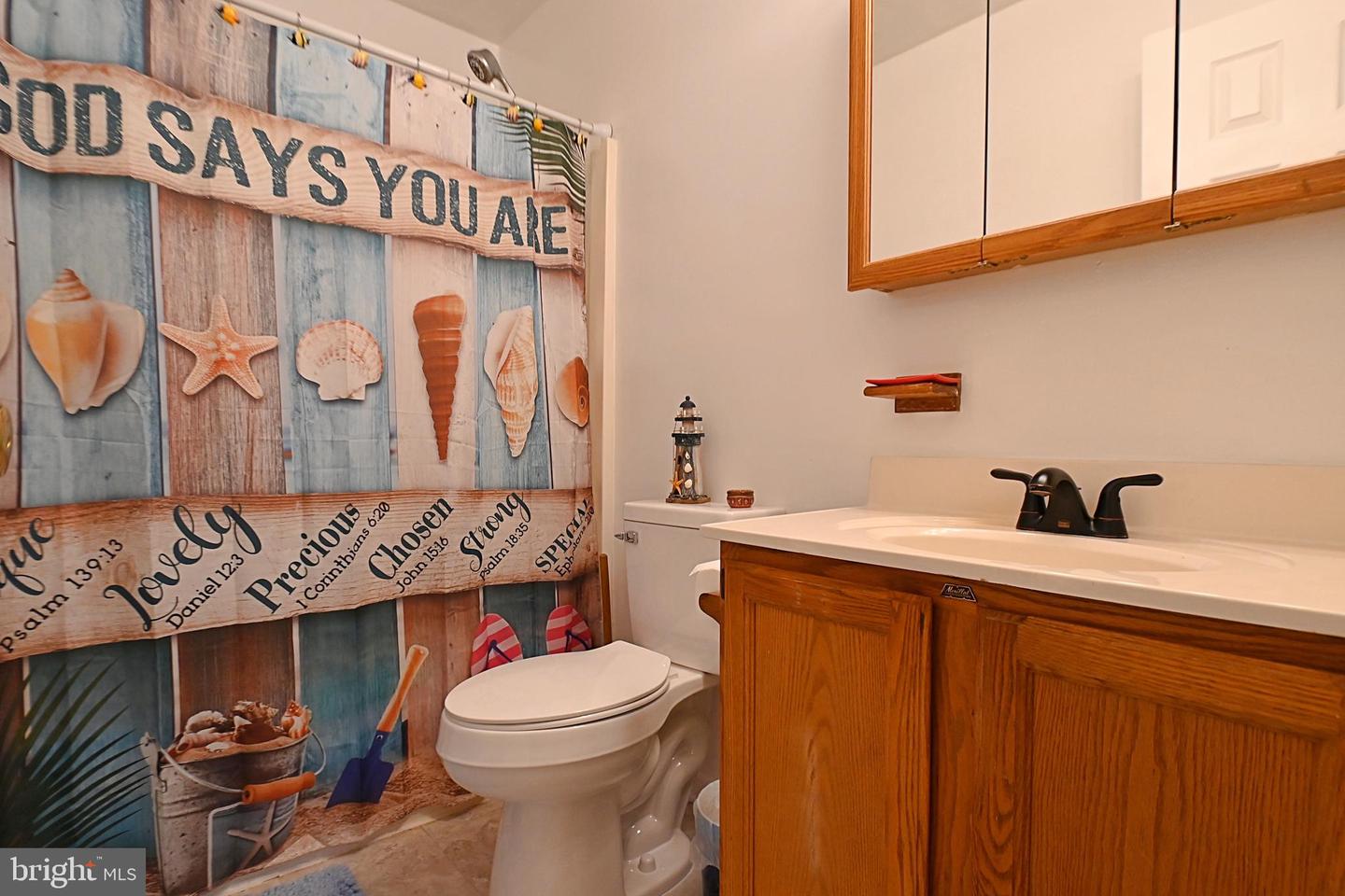 359 OLD LINDEN RD, LINDEN, Virginia 22642, 2 Bedrooms Bedrooms, 6 Rooms Rooms,2 BathroomsBathrooms,Residential,For sale,359 OLD LINDEN RD,VAWR2011082 MLS # VAWR2011082
