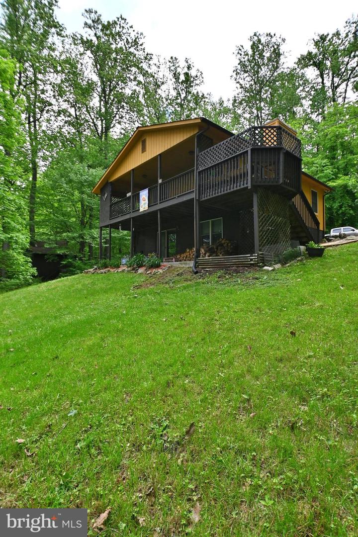 359 OLD LINDEN RD, LINDEN, Virginia 22642, 2 Bedrooms Bedrooms, 6 Rooms Rooms,2 BathroomsBathrooms,Residential,For sale,359 OLD LINDEN RD,VAWR2011082 MLS # VAWR2011082