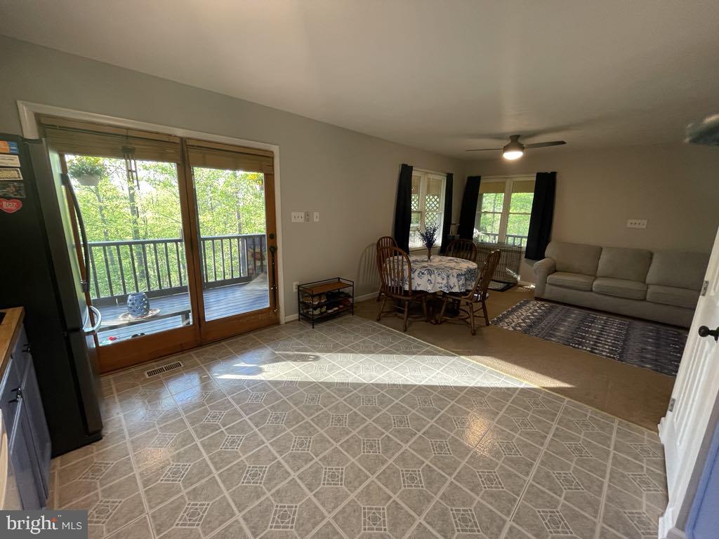 359 OLD LINDEN RD, LINDEN, Virginia 22642, 2 Bedrooms Bedrooms, 6 Rooms Rooms,2 BathroomsBathrooms,Residential,For sale,359 OLD LINDEN RD,VAWR2011082 MLS # VAWR2011082