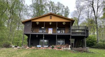 359 OLD LINDEN RD, LINDEN, Virginia 22642, 2 Bedrooms Bedrooms, 6 Rooms Rooms,2 BathroomsBathrooms,Residential,For sale,359 OLD LINDEN RD,VAWR2011082 MLS # VAWR2011082