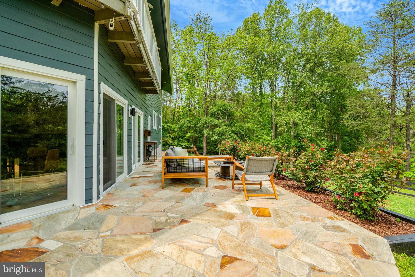 12204 HENDERSON RD, CLIFTON, Virginia 20124, 5 Bedrooms Bedrooms, ,3 BathroomsBathrooms,Residential,For sale,12204 HENDERSON RD,VAFX2239216 MLS # VAFX2239216
