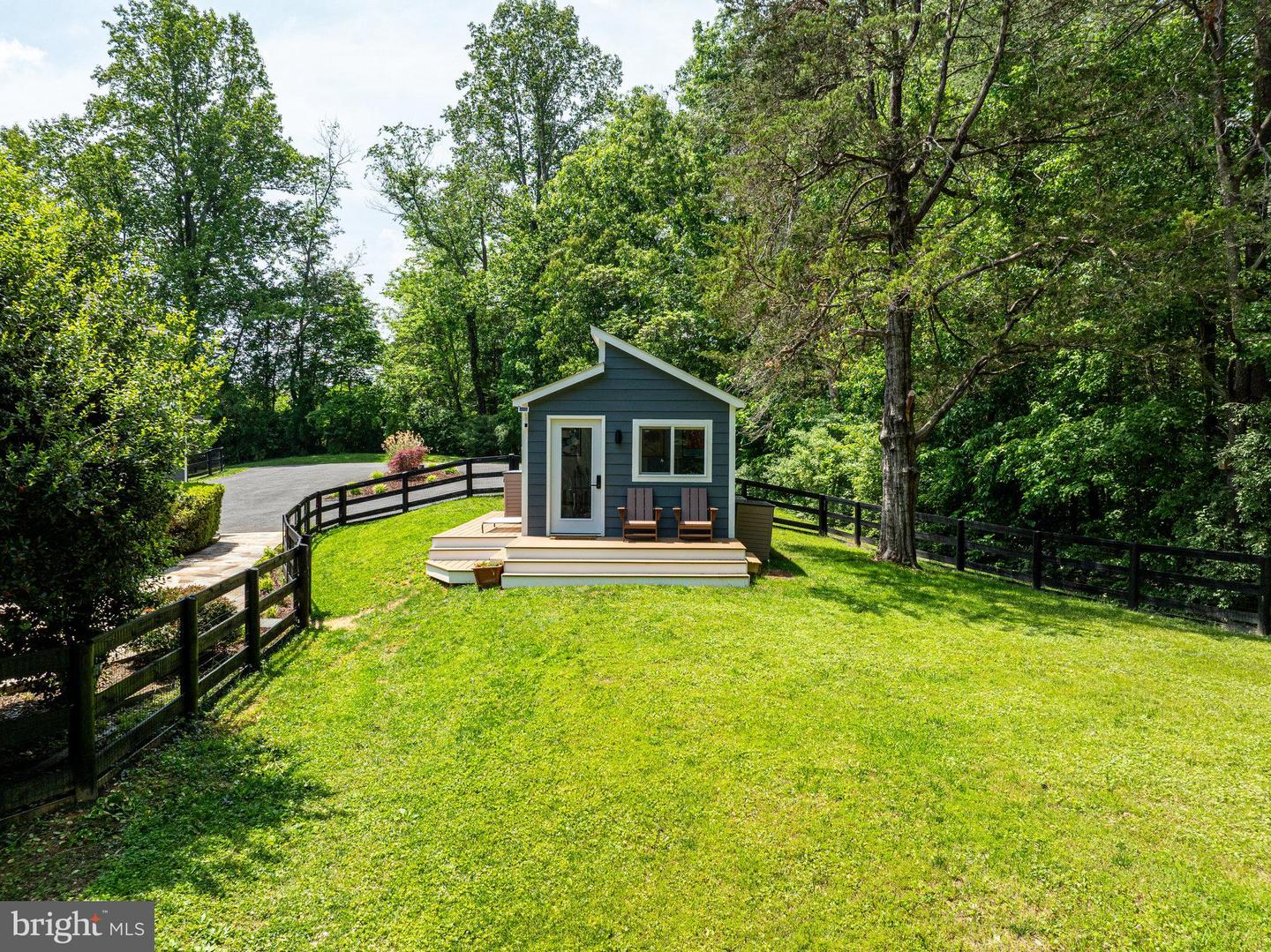 12204 HENDERSON RD, CLIFTON, Virginia 20124, 5 Bedrooms Bedrooms, ,3 BathroomsBathrooms,Residential,For sale,12204 HENDERSON RD,VAFX2239216 MLS # VAFX2239216