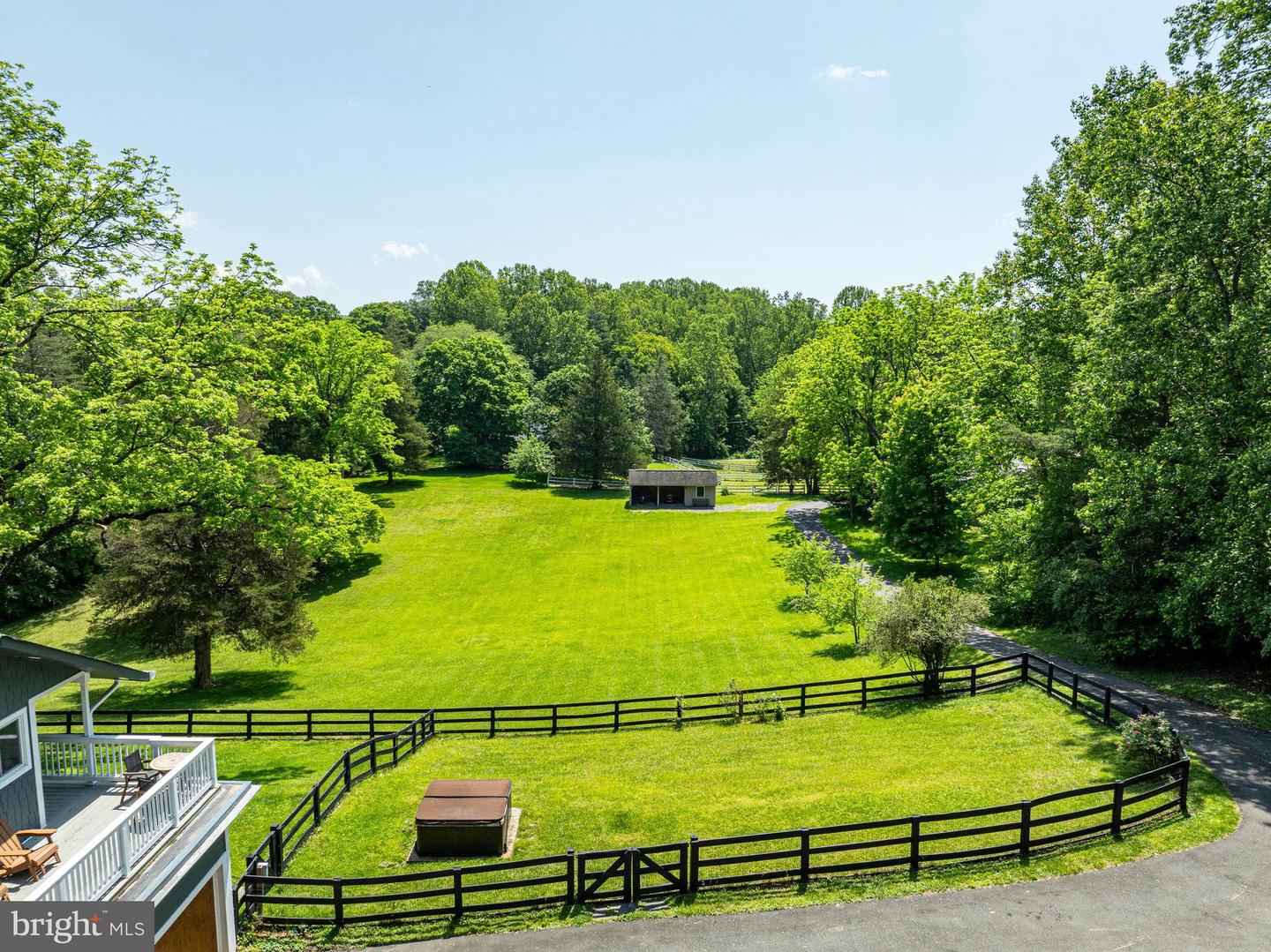 12204 HENDERSON RD, CLIFTON, Virginia 20124, 5 Bedrooms Bedrooms, ,3 BathroomsBathrooms,Residential,For sale,12204 HENDERSON RD,VAFX2239216 MLS # VAFX2239216