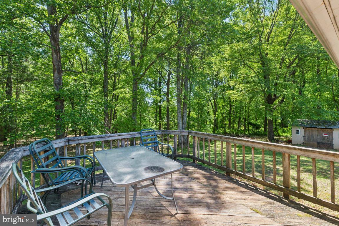 7009 SILVER MAPLE CT, WARRENTON, Virginia 20187, 3 Bedrooms Bedrooms, ,2 BathroomsBathrooms,Residential,For sale,7009 SILVER MAPLE CT,VAFQ2016536 MLS # VAFQ2016536