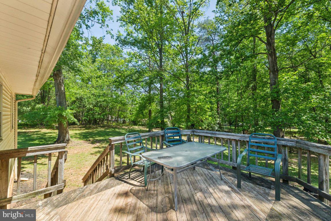 7009 SILVER MAPLE CT, WARRENTON, Virginia 20187, 3 Bedrooms Bedrooms, ,2 BathroomsBathrooms,Residential,For sale,7009 SILVER MAPLE CT,VAFQ2016536 MLS # VAFQ2016536