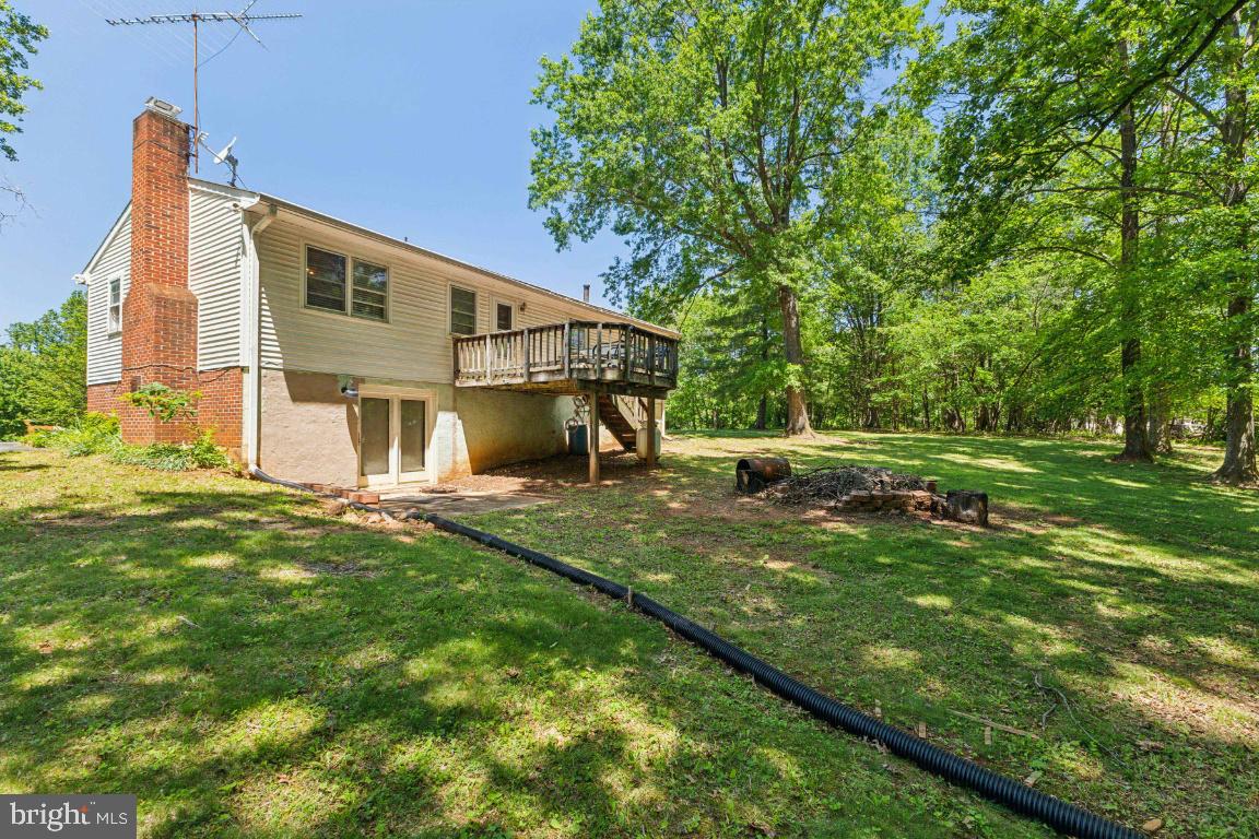 7009 SILVER MAPLE CT, WARRENTON, Virginia 20187, 3 Bedrooms Bedrooms, ,2 BathroomsBathrooms,Residential,For sale,7009 SILVER MAPLE CT,VAFQ2016536 MLS # VAFQ2016536