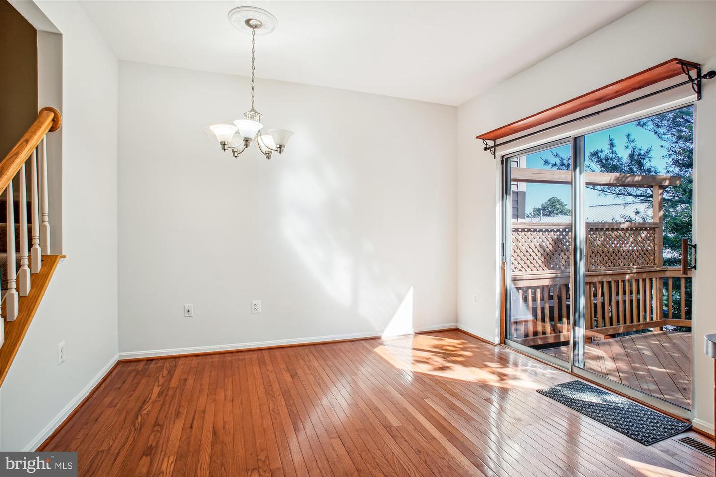 6319 FRANCONIA COMMONS DR, ALEXANDRIA, Virginia 22310, 3 Bedrooms Bedrooms, ,2 BathroomsBathrooms,Residential,For sale,6319 FRANCONIA COMMONS DR,VAFX2239380 MLS # VAFX2239380