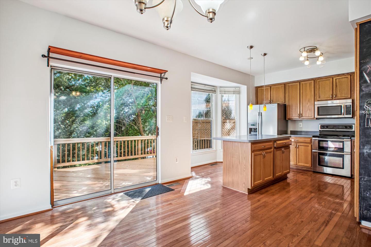 6319 FRANCONIA COMMONS DR, ALEXANDRIA, Virginia 22310, 3 Bedrooms Bedrooms, ,2 BathroomsBathrooms,Residential,For sale,6319 FRANCONIA COMMONS DR,VAFX2239380 MLS # VAFX2239380