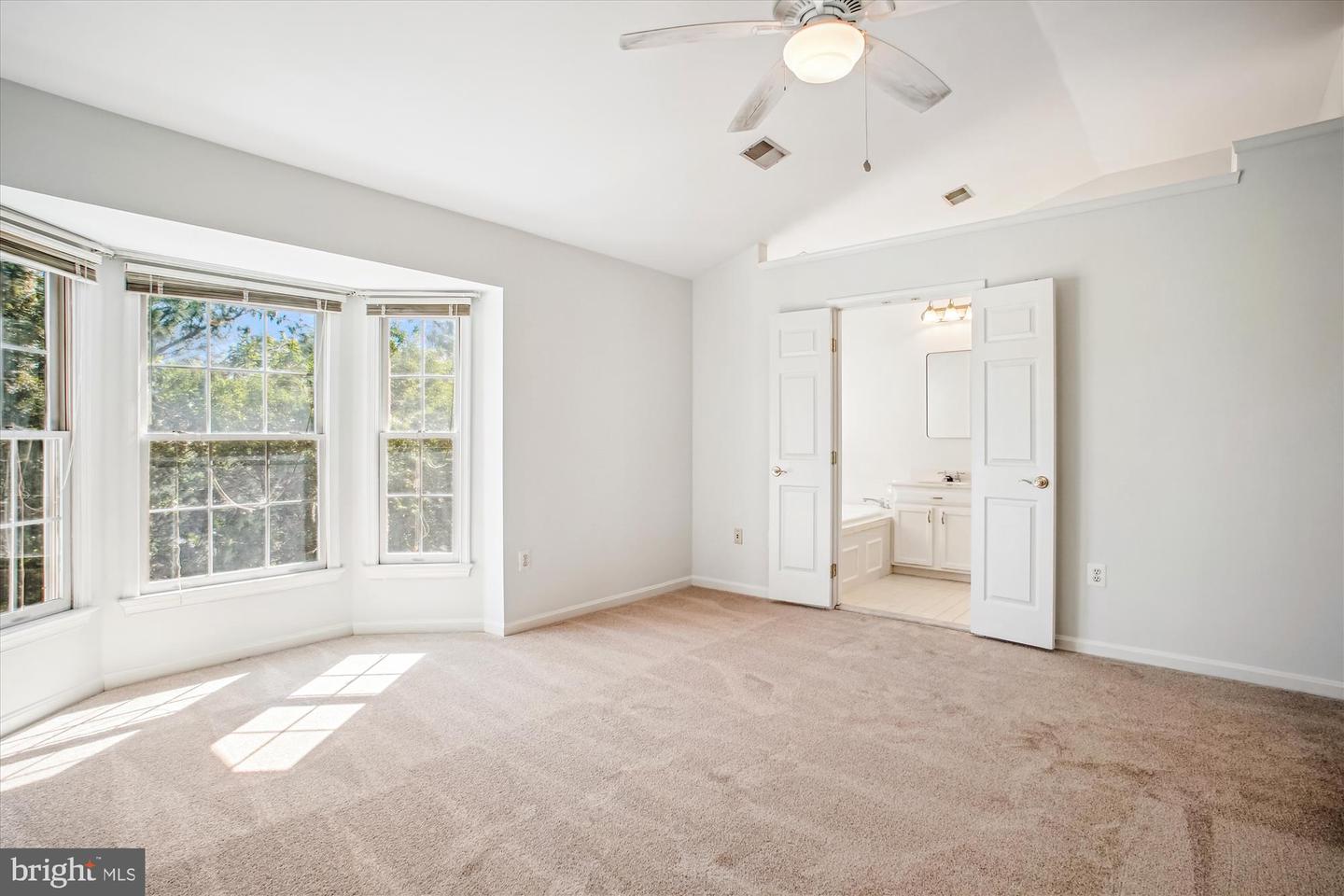 6319 FRANCONIA COMMONS DR, ALEXANDRIA, Virginia 22310, 3 Bedrooms Bedrooms, ,2 BathroomsBathrooms,Residential,For sale,6319 FRANCONIA COMMONS DR,VAFX2239380 MLS # VAFX2239380