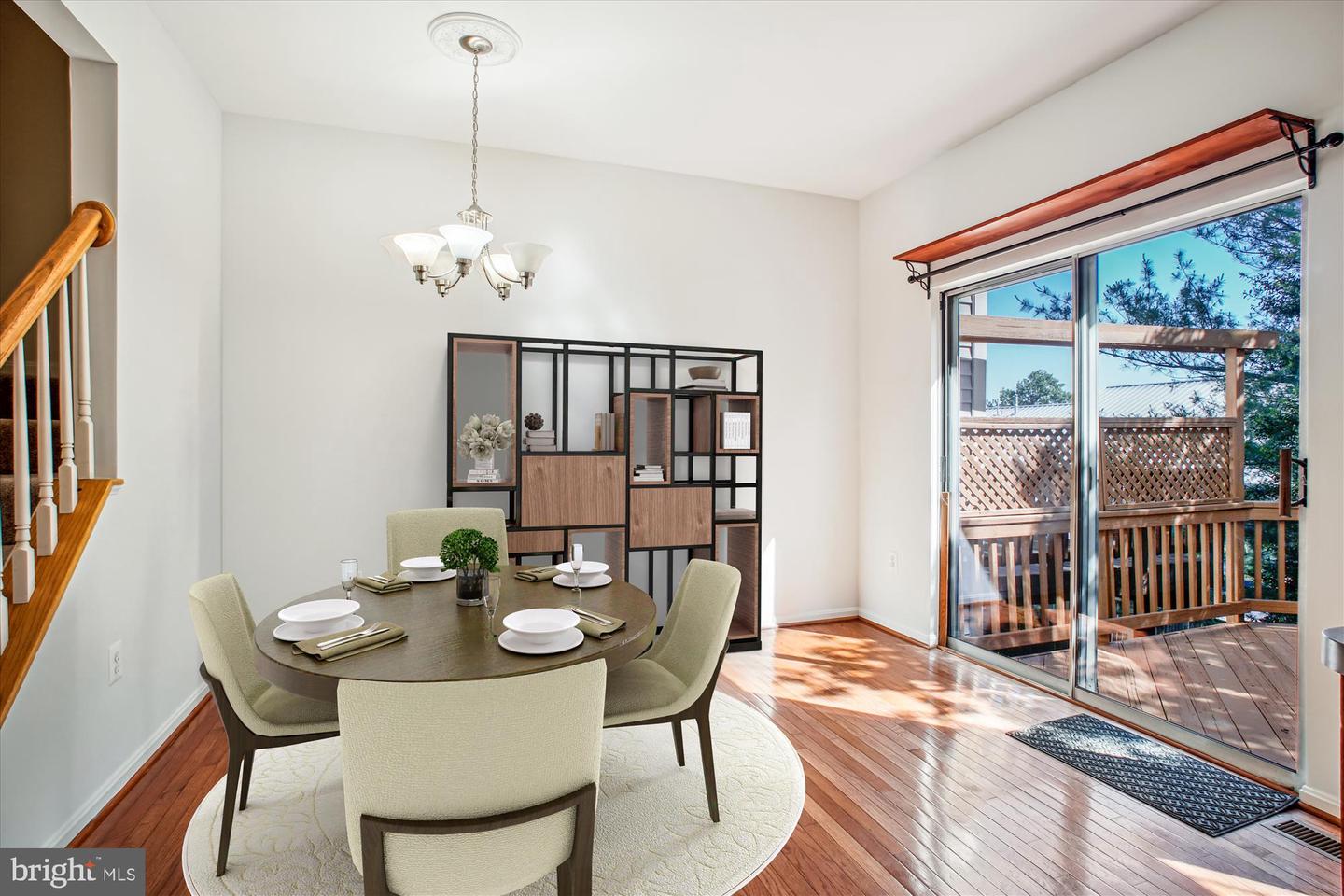 6319 FRANCONIA COMMONS DR, ALEXANDRIA, Virginia 22310, 3 Bedrooms Bedrooms, ,2 BathroomsBathrooms,Residential,For sale,6319 FRANCONIA COMMONS DR,VAFX2239380 MLS # VAFX2239380