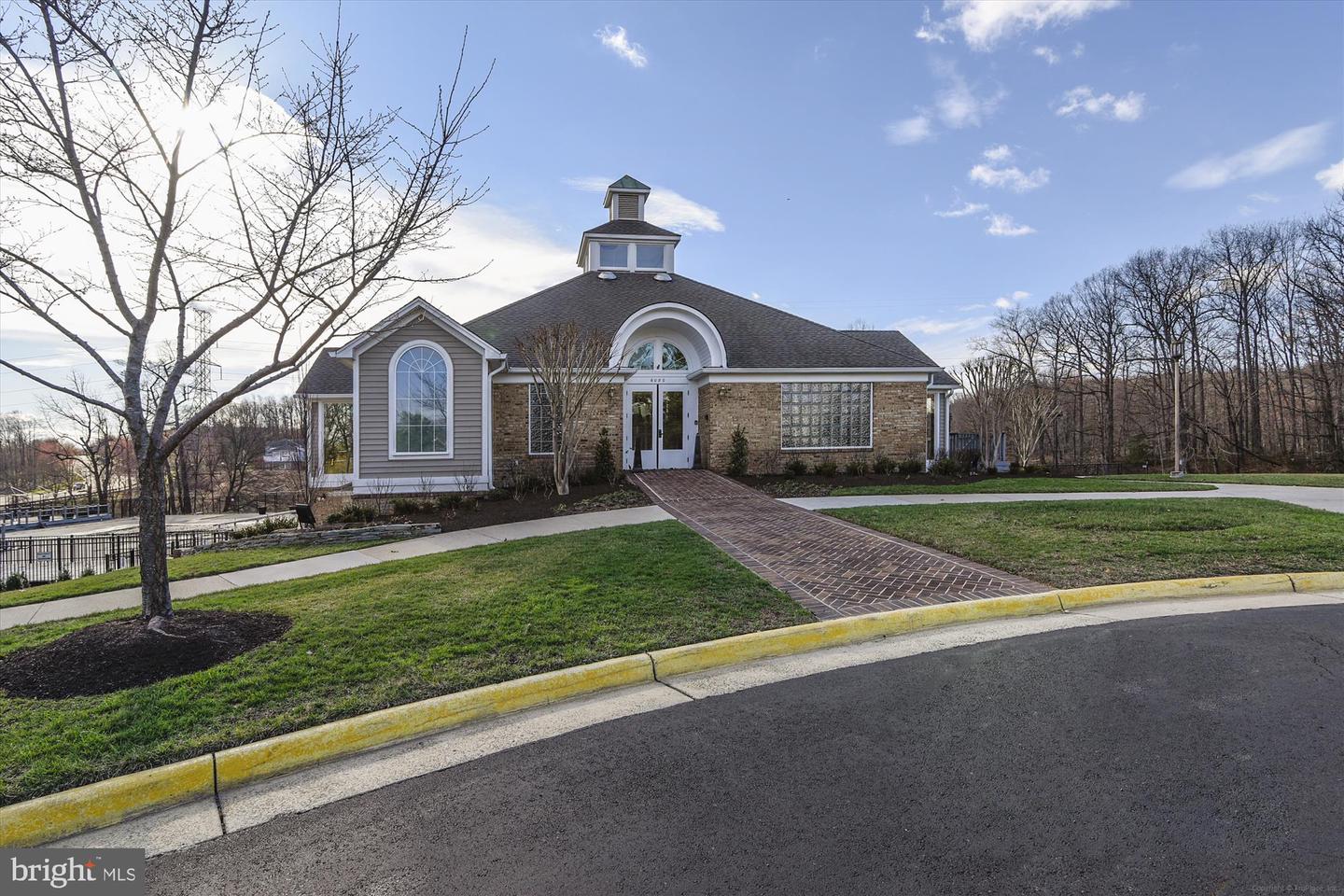 6319 FRANCONIA COMMONS DR, ALEXANDRIA, Virginia 22310, 3 Bedrooms Bedrooms, ,2 BathroomsBathrooms,Residential,For sale,6319 FRANCONIA COMMONS DR,VAFX2239380 MLS # VAFX2239380