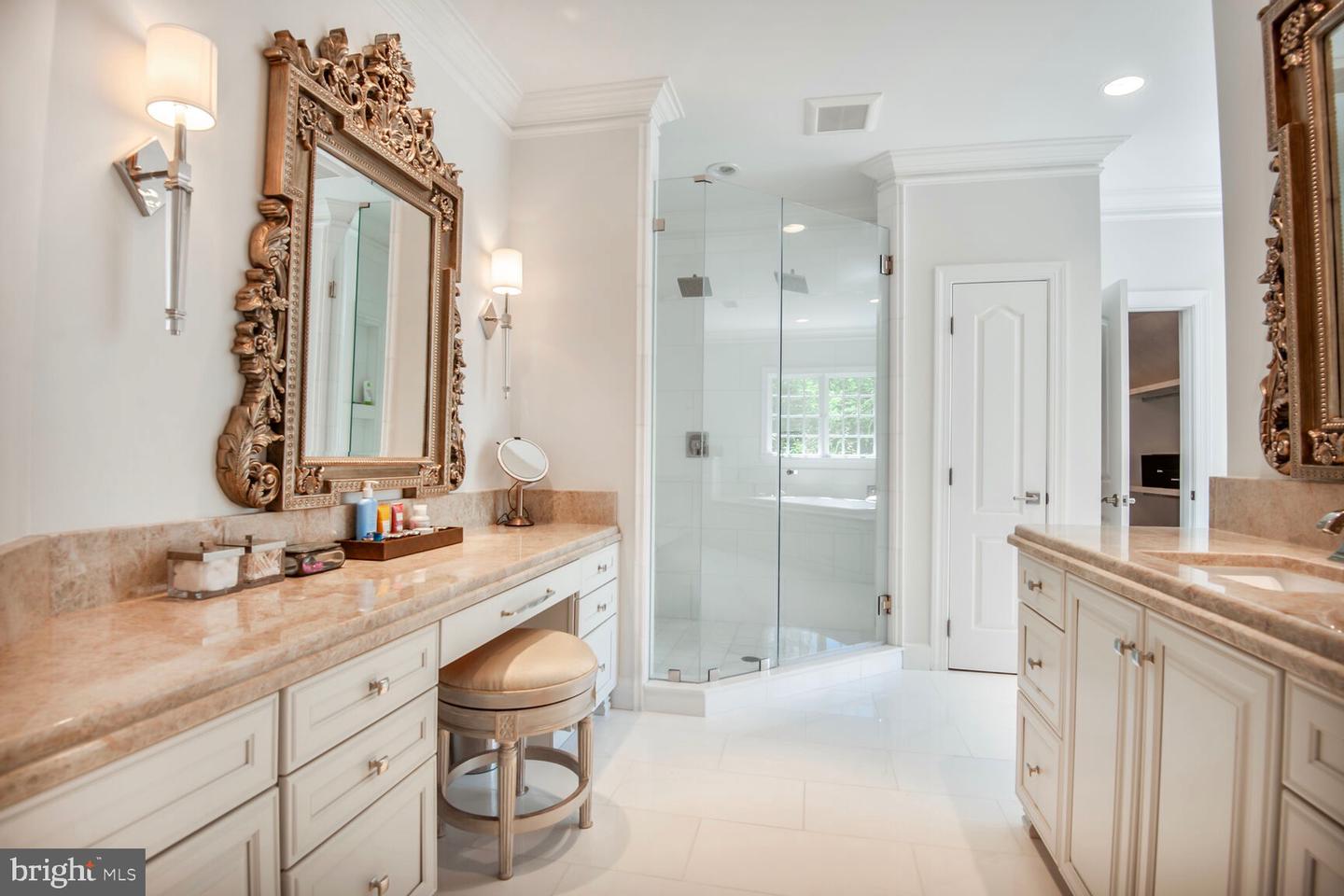 7845 MONTVALE WAY, MCLEAN, Virginia 22102, 6 Bedrooms Bedrooms, ,6 BathroomsBathrooms,Residential,For sale,7845 MONTVALE WAY,VAFX2239524 MLS # VAFX2239524