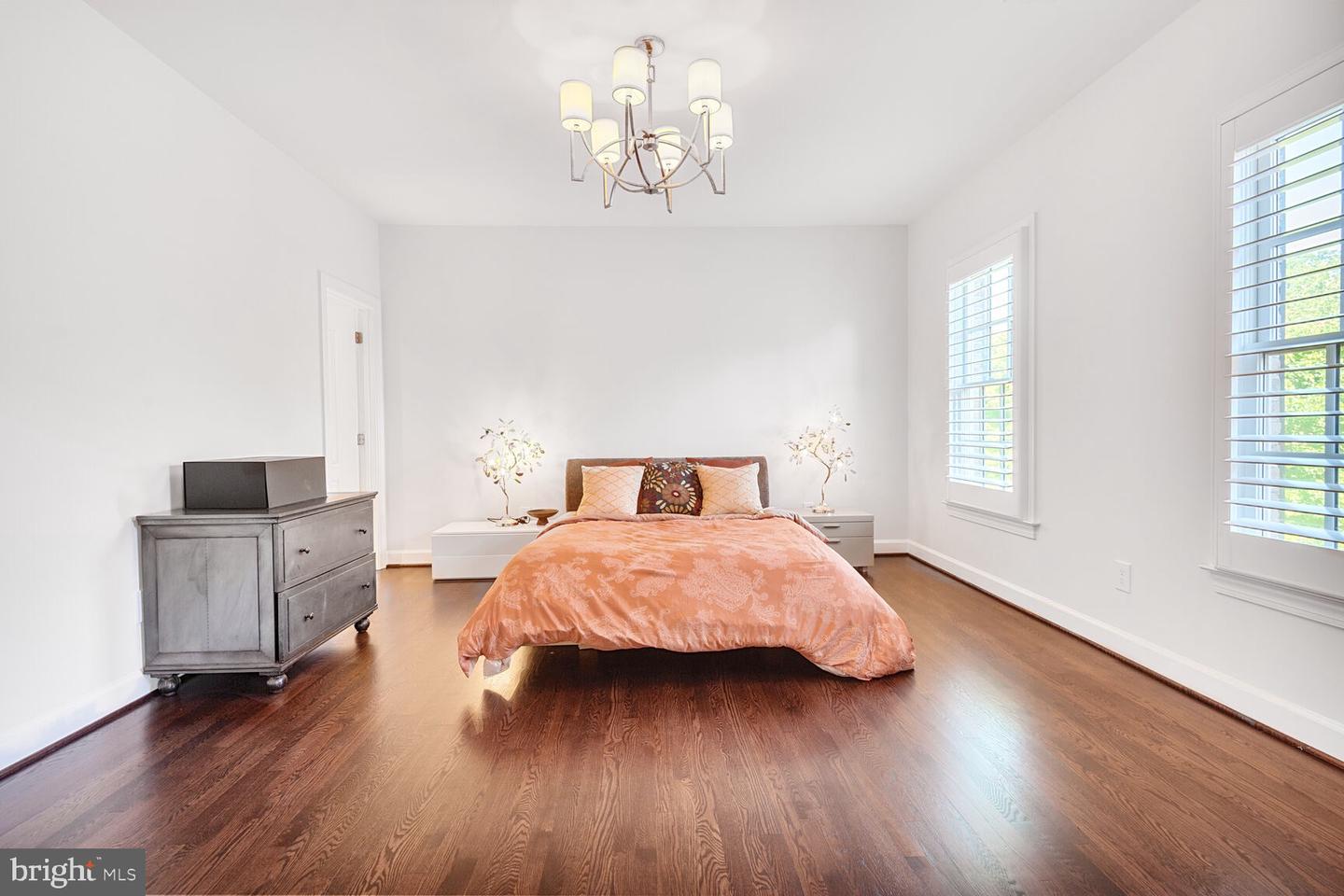 7845 MONTVALE WAY, MCLEAN, Virginia 22102, 6 Bedrooms Bedrooms, ,6 BathroomsBathrooms,Residential,For sale,7845 MONTVALE WAY,VAFX2239524 MLS # VAFX2239524