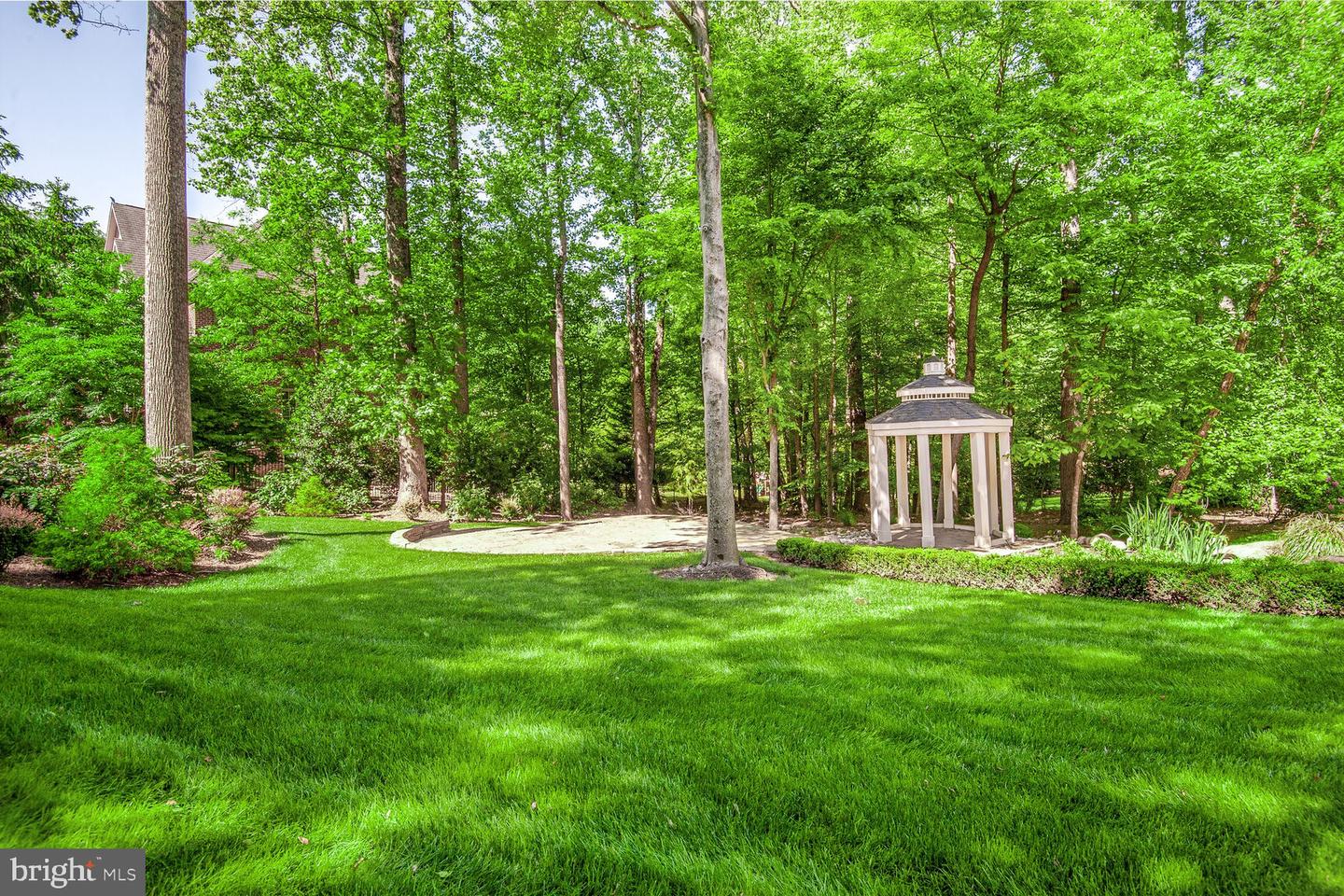 7845 MONTVALE WAY, MCLEAN, Virginia 22102, 6 Bedrooms Bedrooms, ,6 BathroomsBathrooms,Residential,For sale,7845 MONTVALE WAY,VAFX2239524 MLS # VAFX2239524