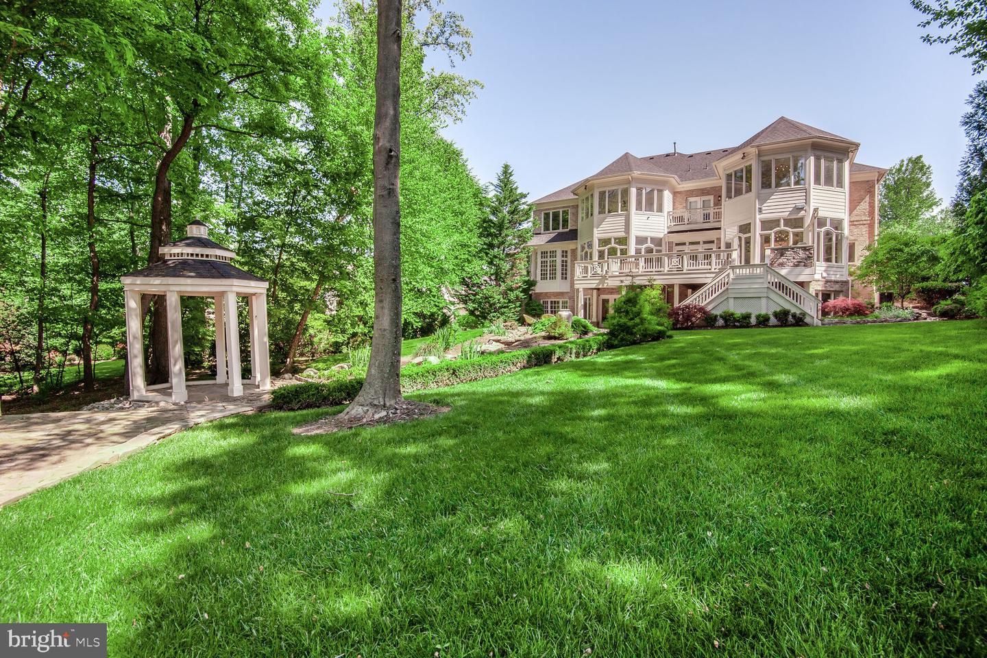 7845 MONTVALE WAY, MCLEAN, Virginia 22102, 6 Bedrooms Bedrooms, ,6 BathroomsBathrooms,Residential,For sale,7845 MONTVALE WAY,VAFX2239524 MLS # VAFX2239524