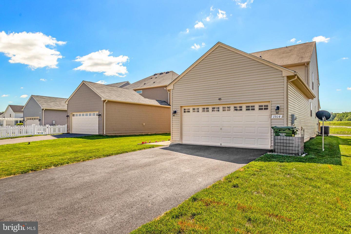 1904 CAPTAIN DR, FREDERICKSBURG, Virginia 22408, 4 Bedrooms Bedrooms, ,3 BathroomsBathrooms,Residential,For sale,1904 CAPTAIN DR,VASP2032978 MLS # VASP2032978