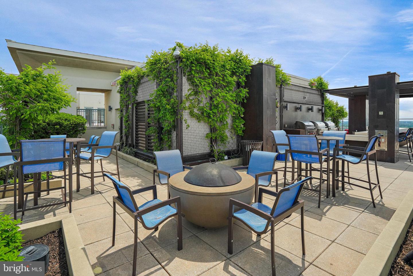 851 N GLEBE RD #406, ARLINGTON, Virginia 22203, 1 Bedroom Bedrooms, ,1 BathroomBathrooms,Residential,For sale,851 N GLEBE RD #406,VAAR2057274 MLS # VAAR2057274