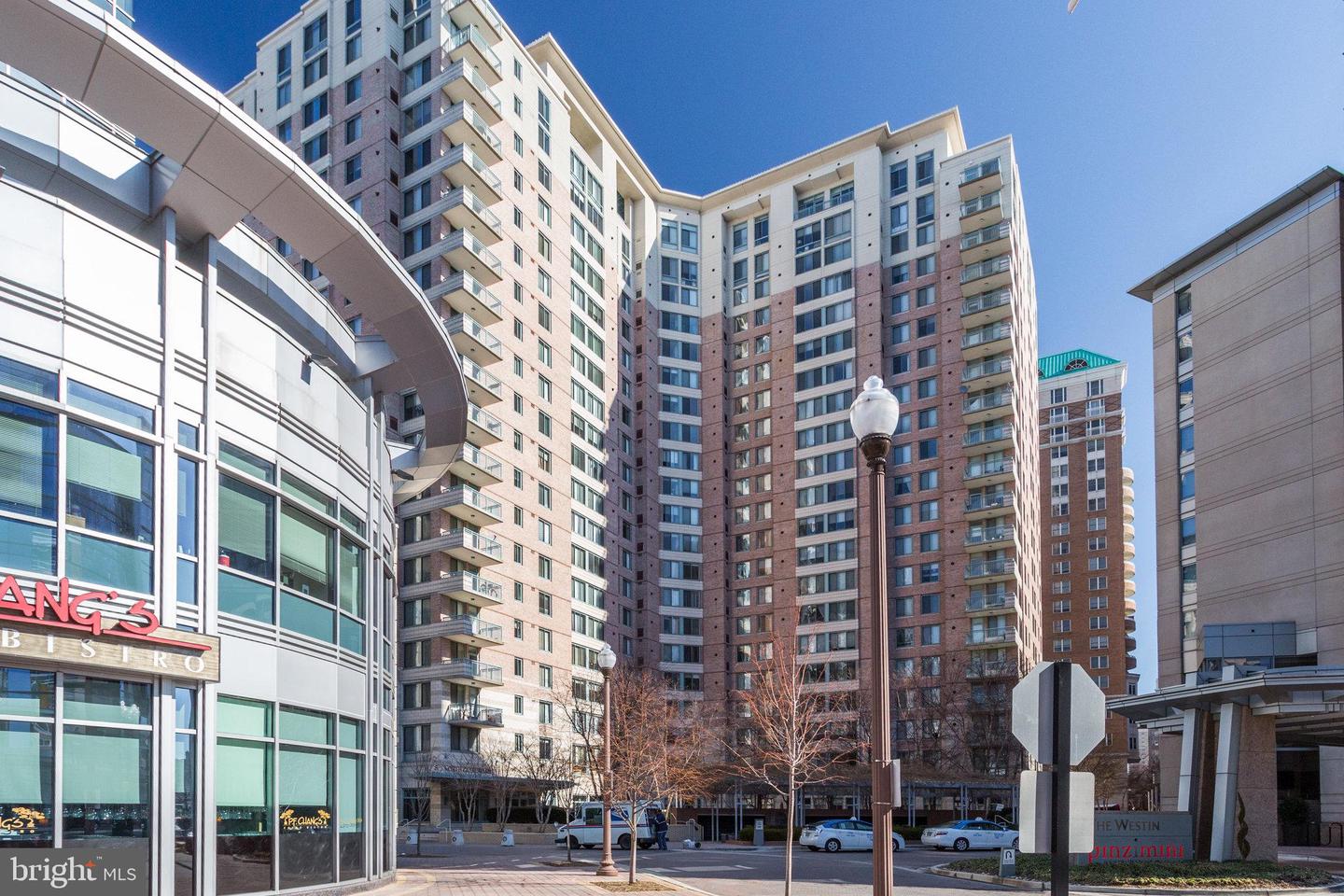 851 N GLEBE RD #406, ARLINGTON, Virginia 22203, 1 Bedroom Bedrooms, ,1 BathroomBathrooms,Residential,For sale,851 N GLEBE RD #406,VAAR2057274 MLS # VAAR2057274