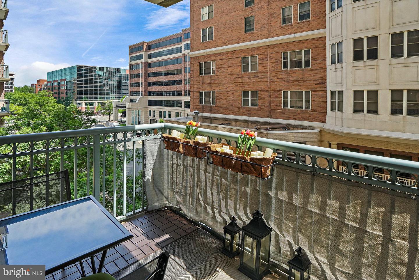 851 N GLEBE RD #406, ARLINGTON, Virginia 22203, 1 Bedroom Bedrooms, ,1 BathroomBathrooms,Residential,For sale,851 N GLEBE RD #406,VAAR2057274 MLS # VAAR2057274