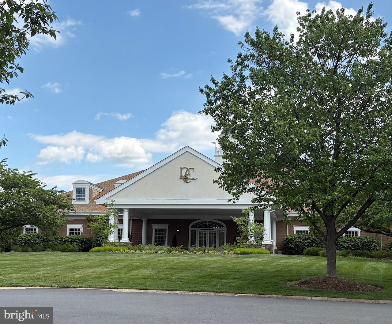 43692 BERMUDA DUNES TER, LEESBURG, Virginia 20176, 3 Bedrooms Bedrooms, ,3 BathroomsBathrooms,Residential,For sale,43692 BERMUDA DUNES TER,VALO2096030 MLS # VALO2096030