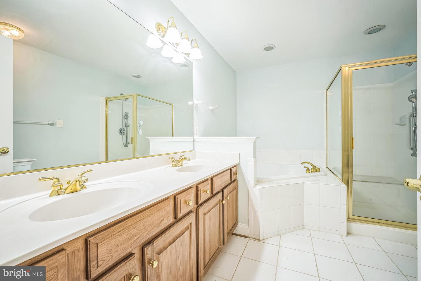 43692 BERMUDA DUNES TER, LEESBURG, Virginia 20176, 3 Bedrooms Bedrooms, ,3 BathroomsBathrooms,Residential,For sale,43692 BERMUDA DUNES TER,VALO2096030 MLS # VALO2096030