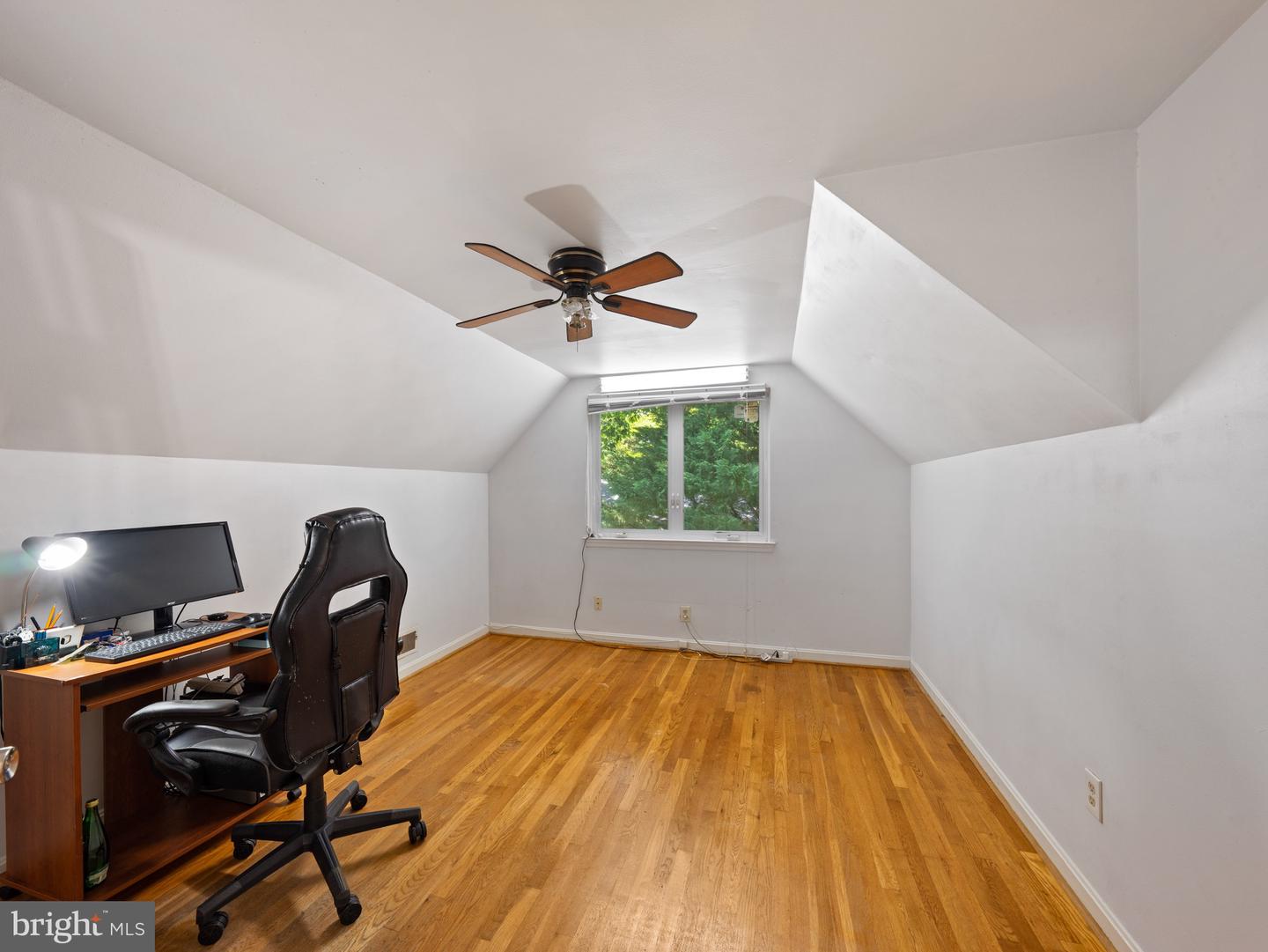 5403 ROLLING RD, SPRINGFIELD, Virginia 22151, 5 Bedrooms Bedrooms, ,3 BathroomsBathrooms,Residential,For sale,5403 ROLLING RD,VAFX2239892 MLS # VAFX2239892