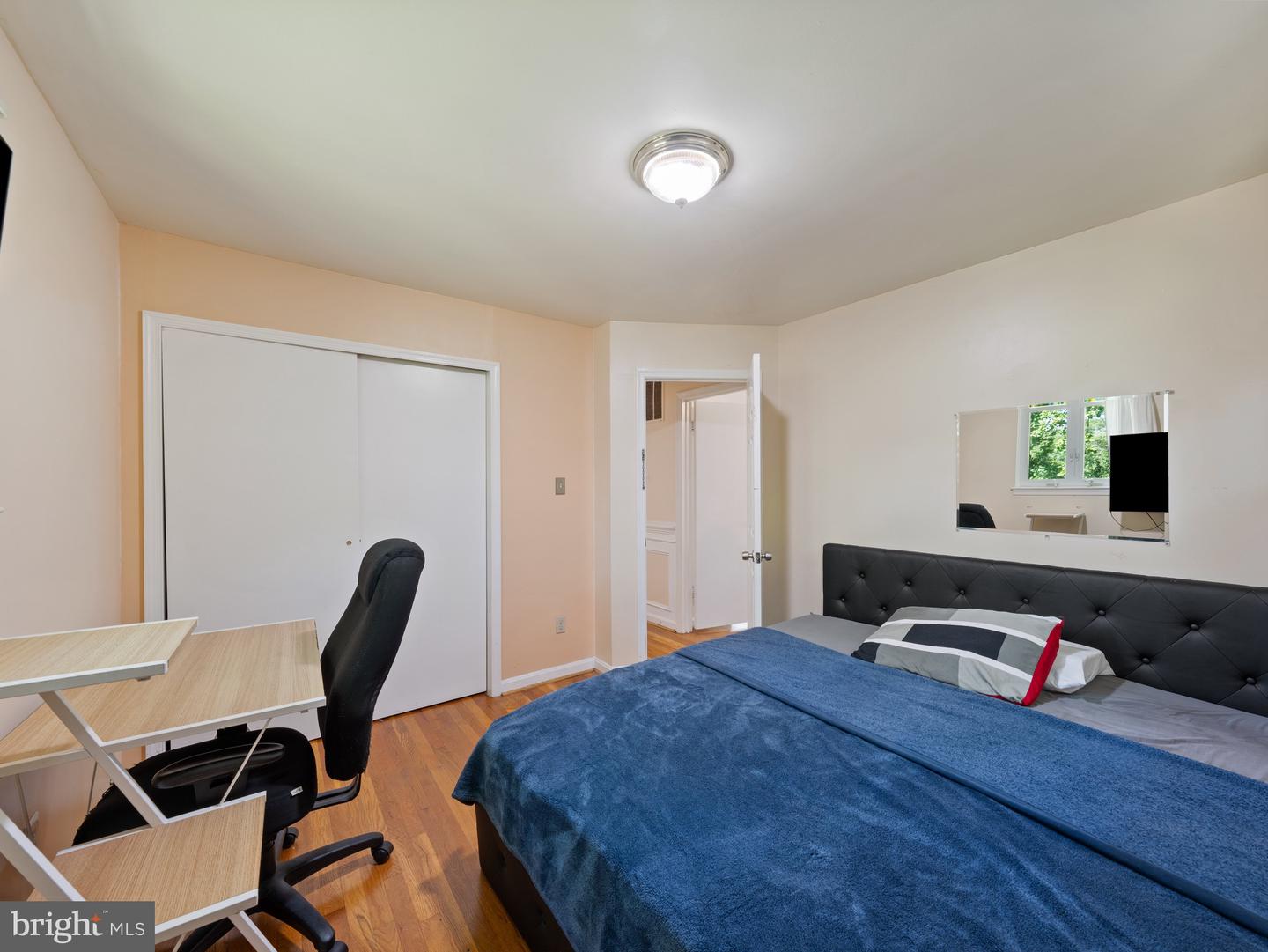 5403 ROLLING RD, SPRINGFIELD, Virginia 22151, 5 Bedrooms Bedrooms, ,3 BathroomsBathrooms,Residential,For sale,5403 ROLLING RD,VAFX2239892 MLS # VAFX2239892