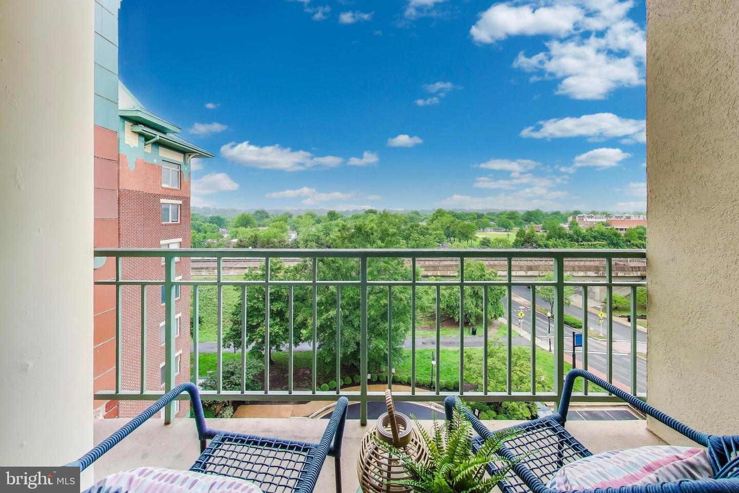 545 E BRADDOCK RD #608, ALEXANDRIA, Virginia 22314, 2 Bedrooms Bedrooms, ,2 BathroomsBathrooms,Residential,For sale,545 E BRADDOCK RD #608,VAAX2045198 MLS # VAAX2045198