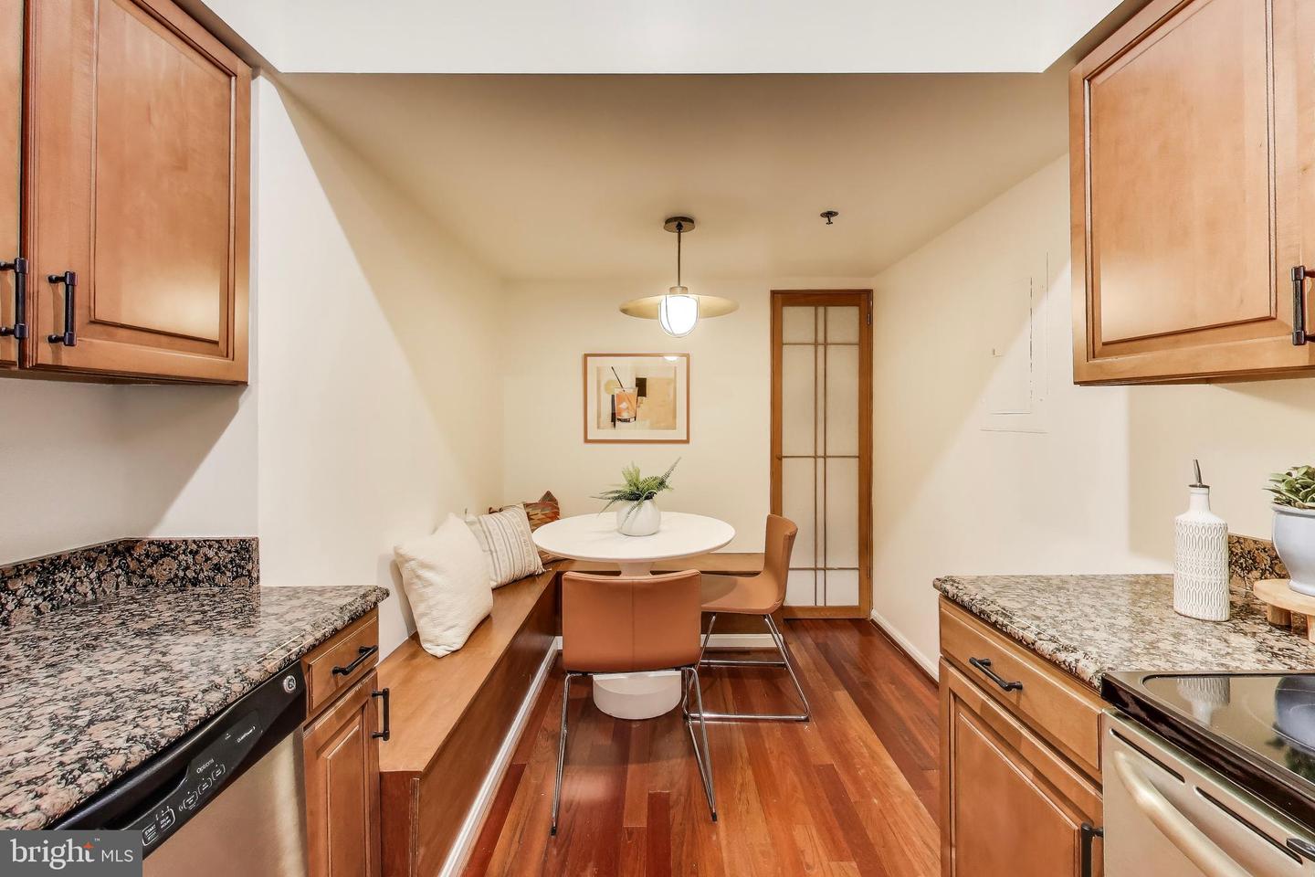 545 E BRADDOCK RD #608, ALEXANDRIA, Virginia 22314, 2 Bedrooms Bedrooms, ,2 BathroomsBathrooms,Residential,For sale,545 E BRADDOCK RD #608,VAAX2045198 MLS # VAAX2045198