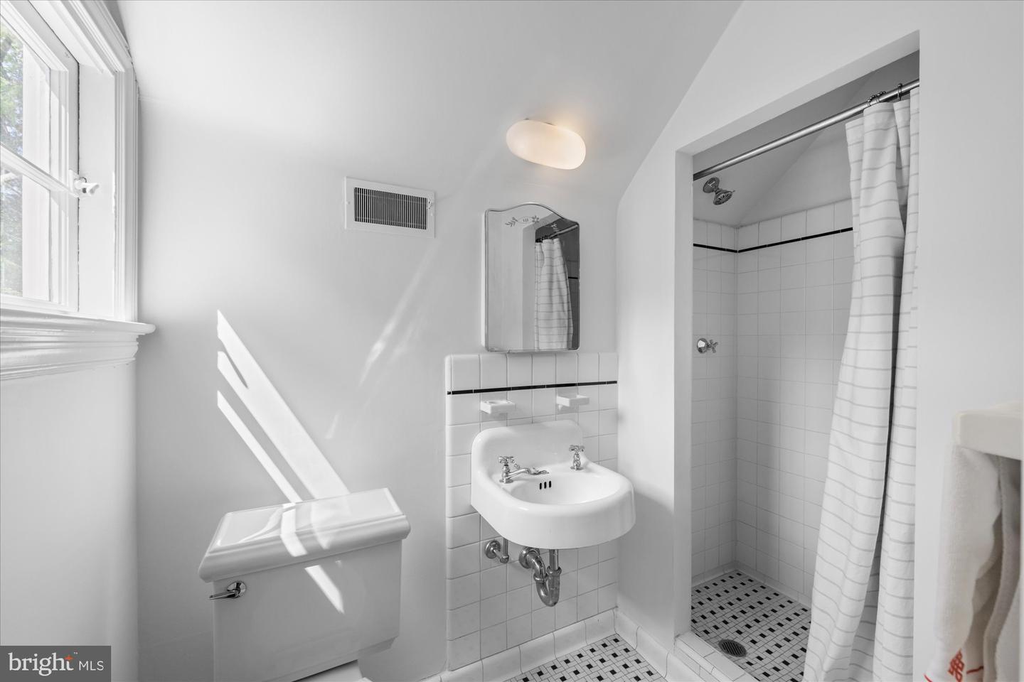 4649 GARFIELD ST NW, WASHINGTON, District Of Columbia 20007, 5 Bedrooms Bedrooms, ,5 BathroomsBathrooms,Residential,For sale,4649 GARFIELD ST NW,DCDC2199972 MLS # DCDC2199972