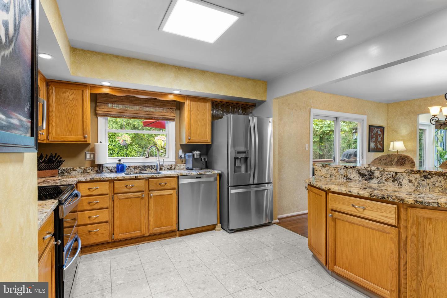 12509 NORTHERN VALLEY CT, OAK HILL, Virginia 20171, 3 Bedrooms Bedrooms, ,3 BathroomsBathrooms,Residential,For sale,12509 NORTHERN VALLEY CT,VAFX2239982 MLS # VAFX2239982