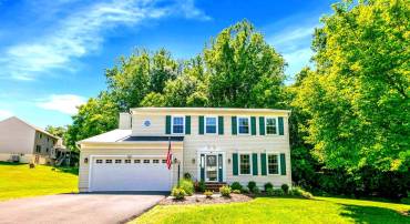 16068 HAYES LN, WOODBRIDGE, Virginia 22191, 4 Bedrooms Bedrooms, ,2 BathroomsBathrooms,Residential,For sale,16068 HAYES LN,VAPW2094466 MLS # VAPW2094466
