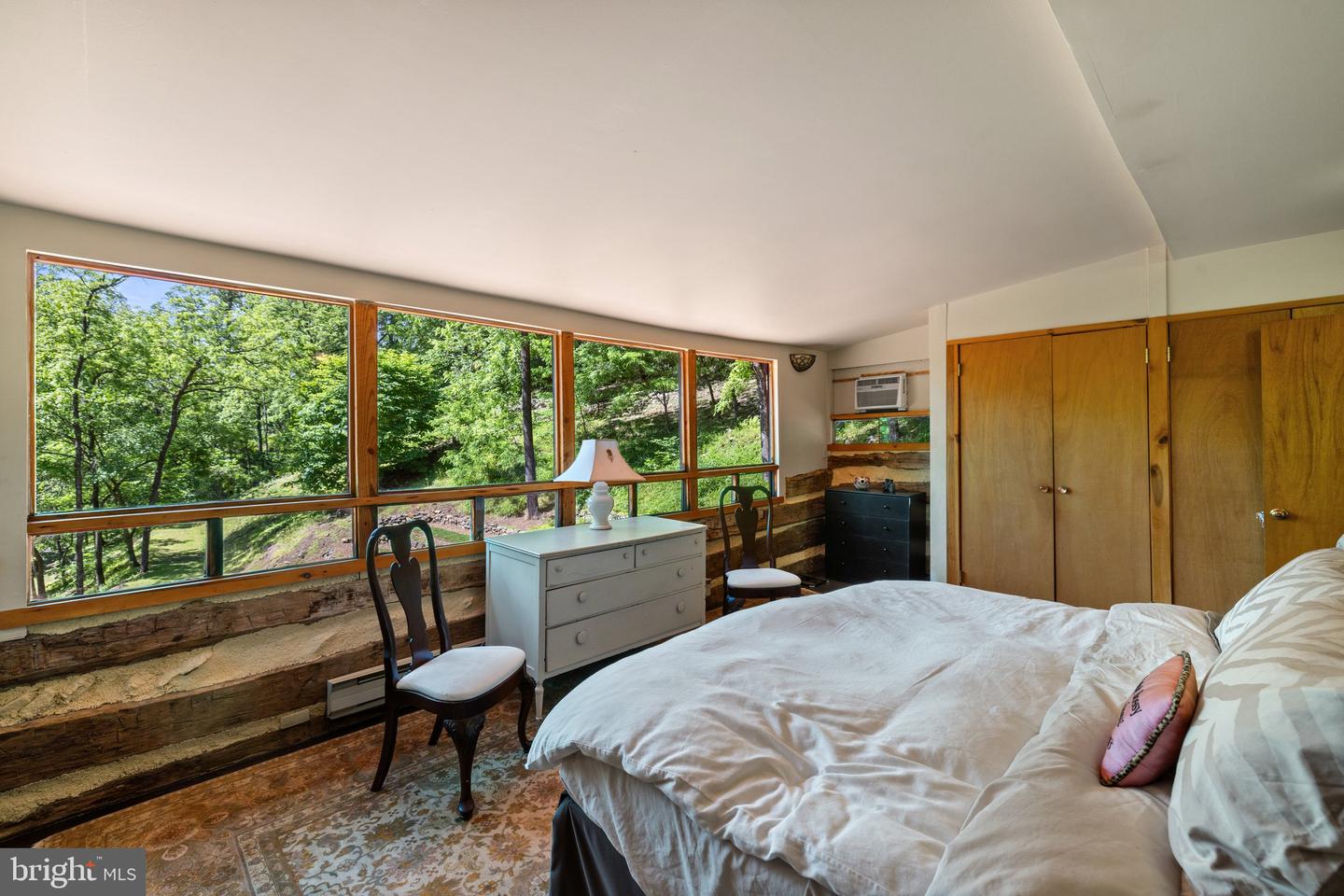 115 OVENTOP MOUNTAIN LN, SPERRYVILLE, Virginia 22740, 3 Bedrooms Bedrooms, ,2 BathroomsBathrooms,Residential,For sale,115 OVENTOP MOUNTAIN LN,VARP2002082 MLS # VARP2002082