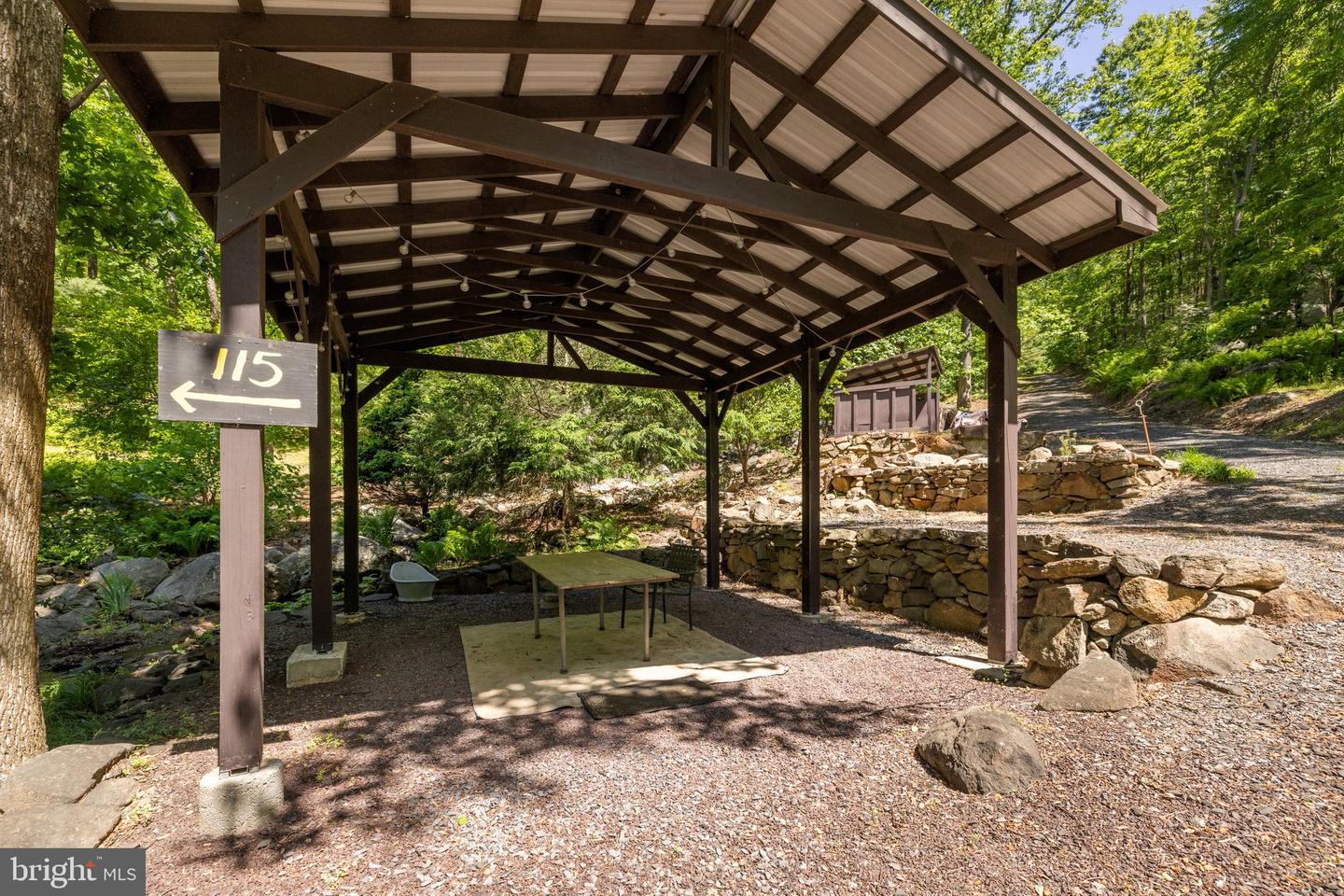 115 OVENTOP MOUNTAIN LN, SPERRYVILLE, Virginia 22740, 3 Bedrooms Bedrooms, ,2 BathroomsBathrooms,Residential,For sale,115 OVENTOP MOUNTAIN LN,VARP2002082 MLS # VARP2002082