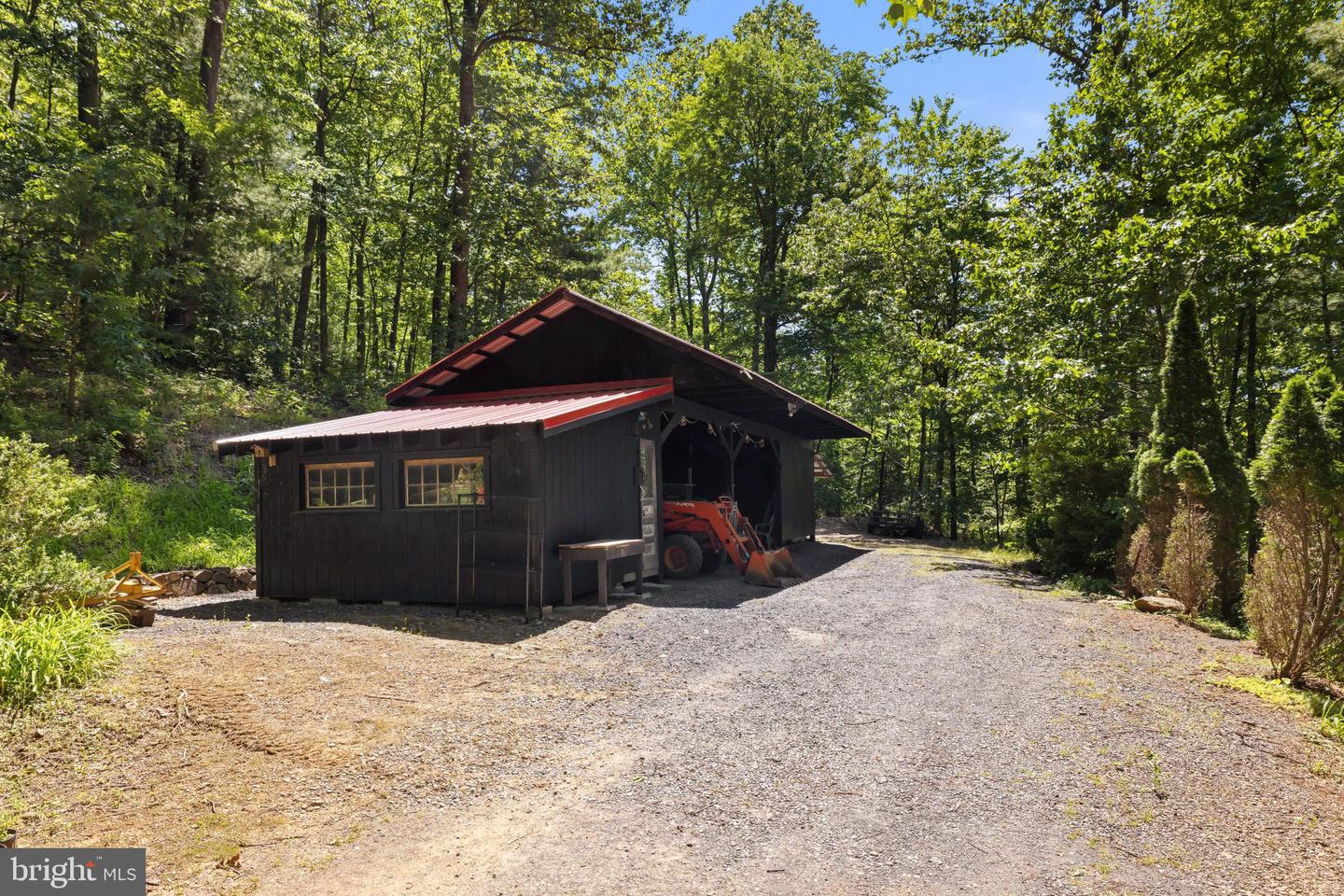 115 OVENTOP MOUNTAIN LN, SPERRYVILLE, Virginia 22740, 3 Bedrooms Bedrooms, ,2 BathroomsBathrooms,Residential,For sale,115 OVENTOP MOUNTAIN LN,VARP2002082 MLS # VARP2002082